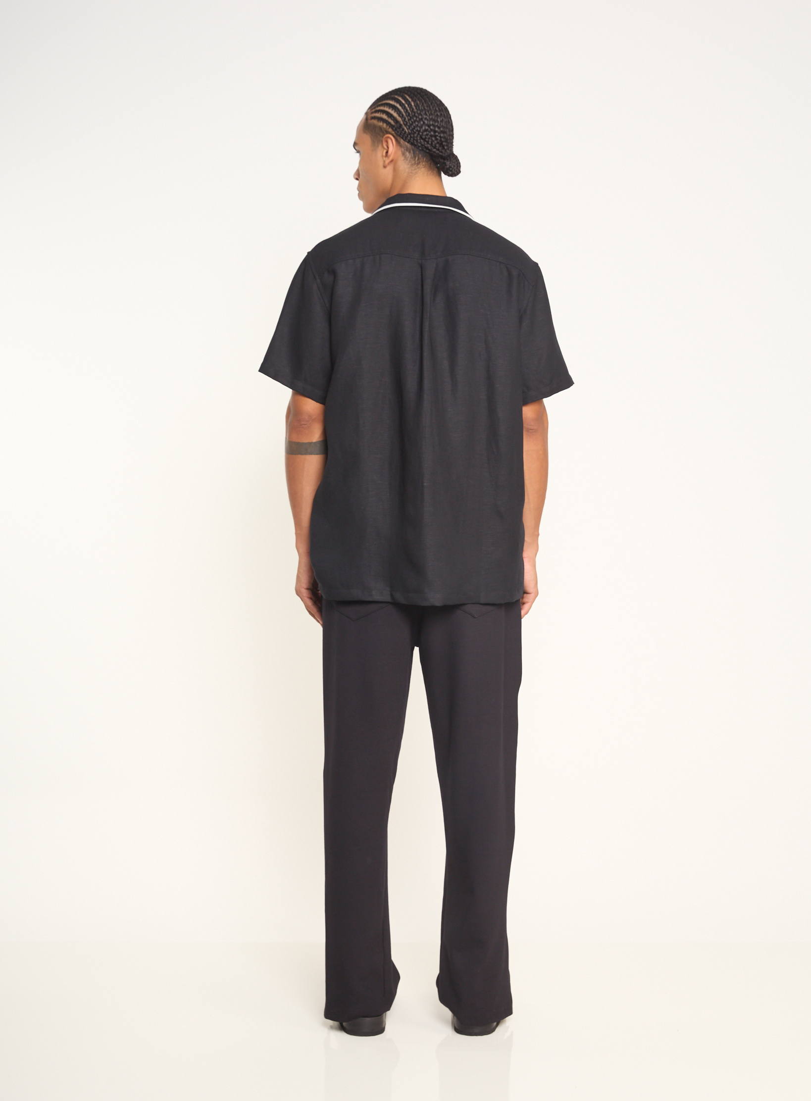 CAMISA LINHO BOX BORDADA GG PRETO