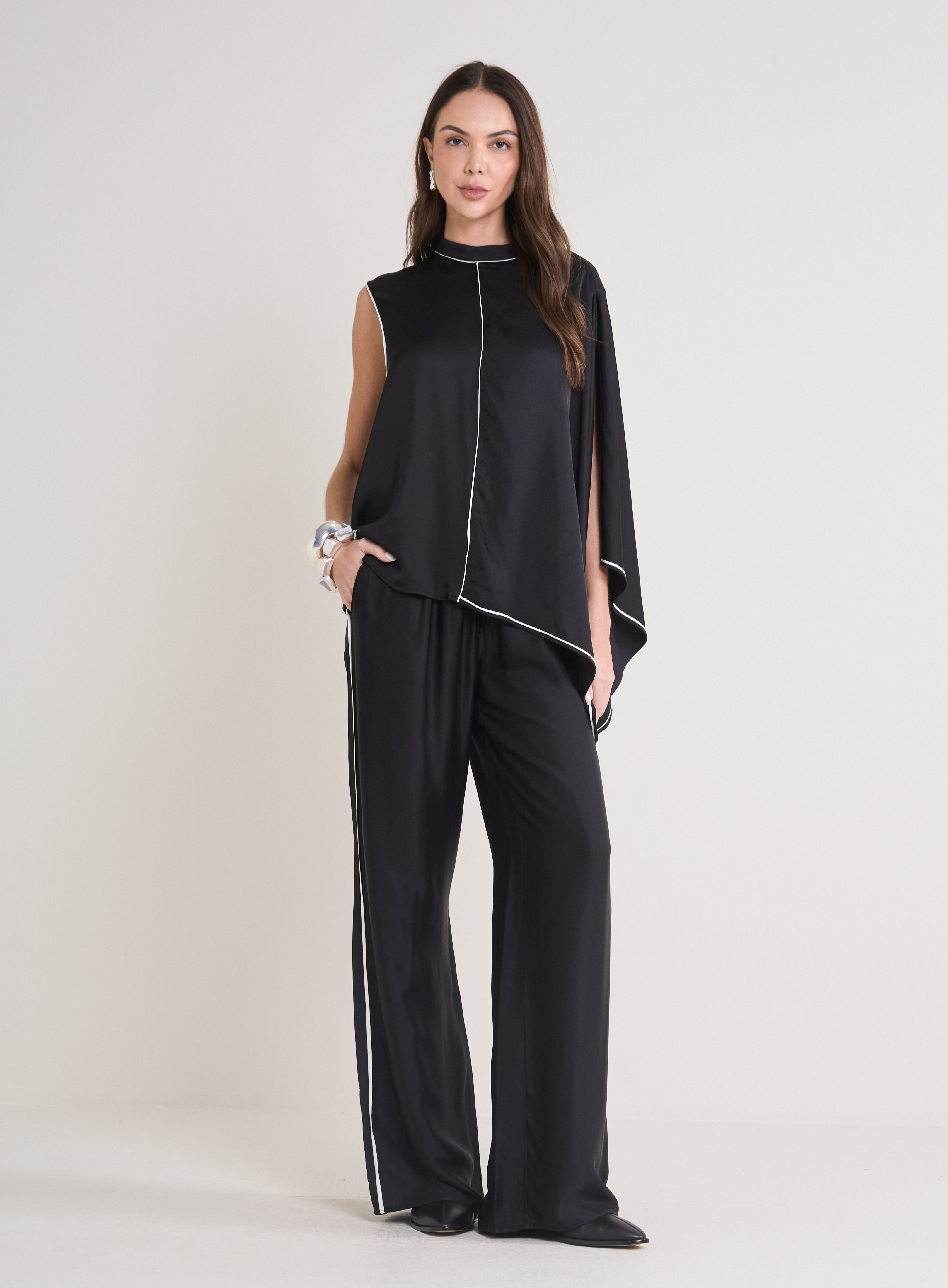 BLUSA FORUM G PRETO/OFF