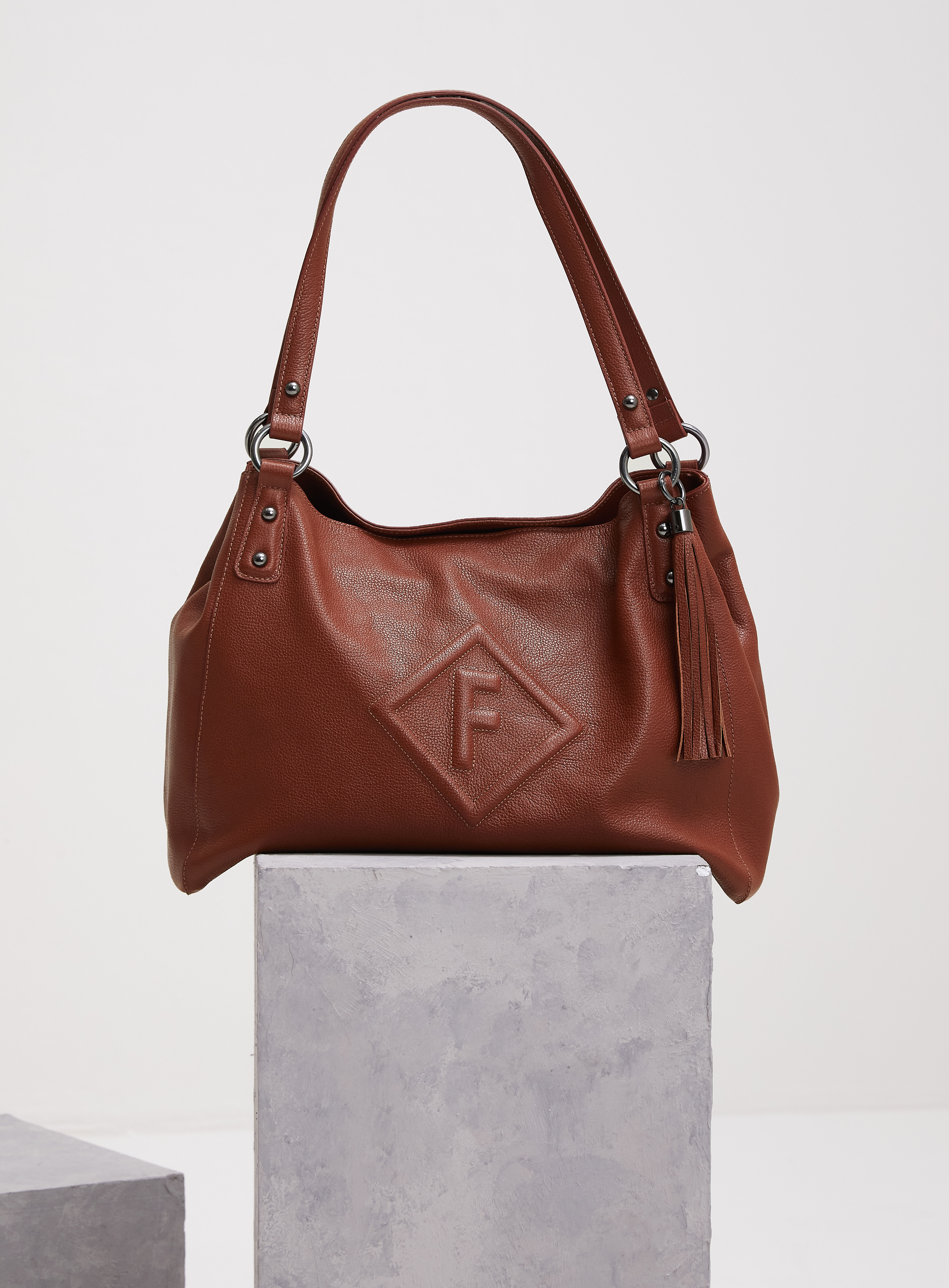 BOLSA FORUM SHOLDER SURI U BEGE BELGATI