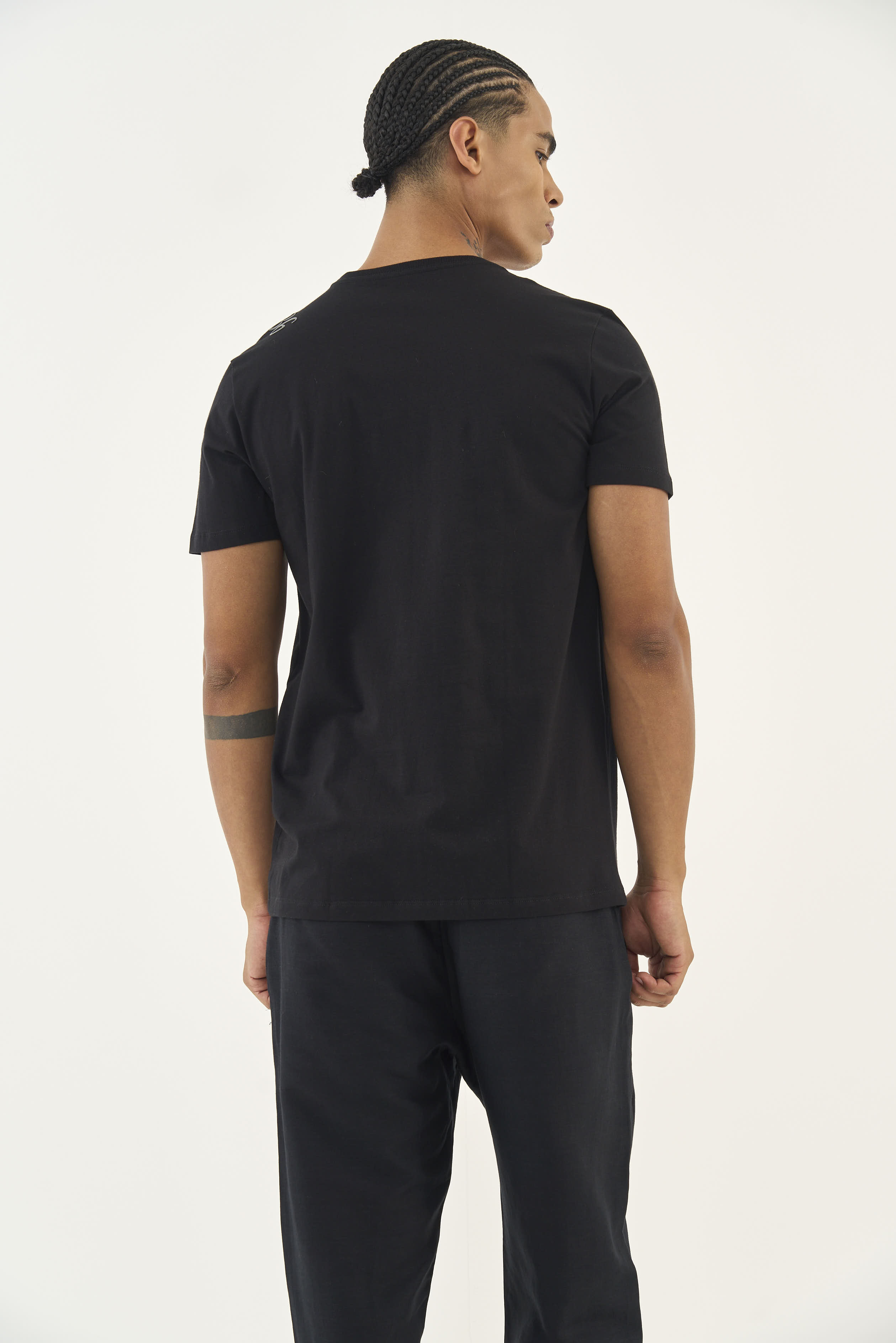 CAMISETA COLCCI GG PRETO