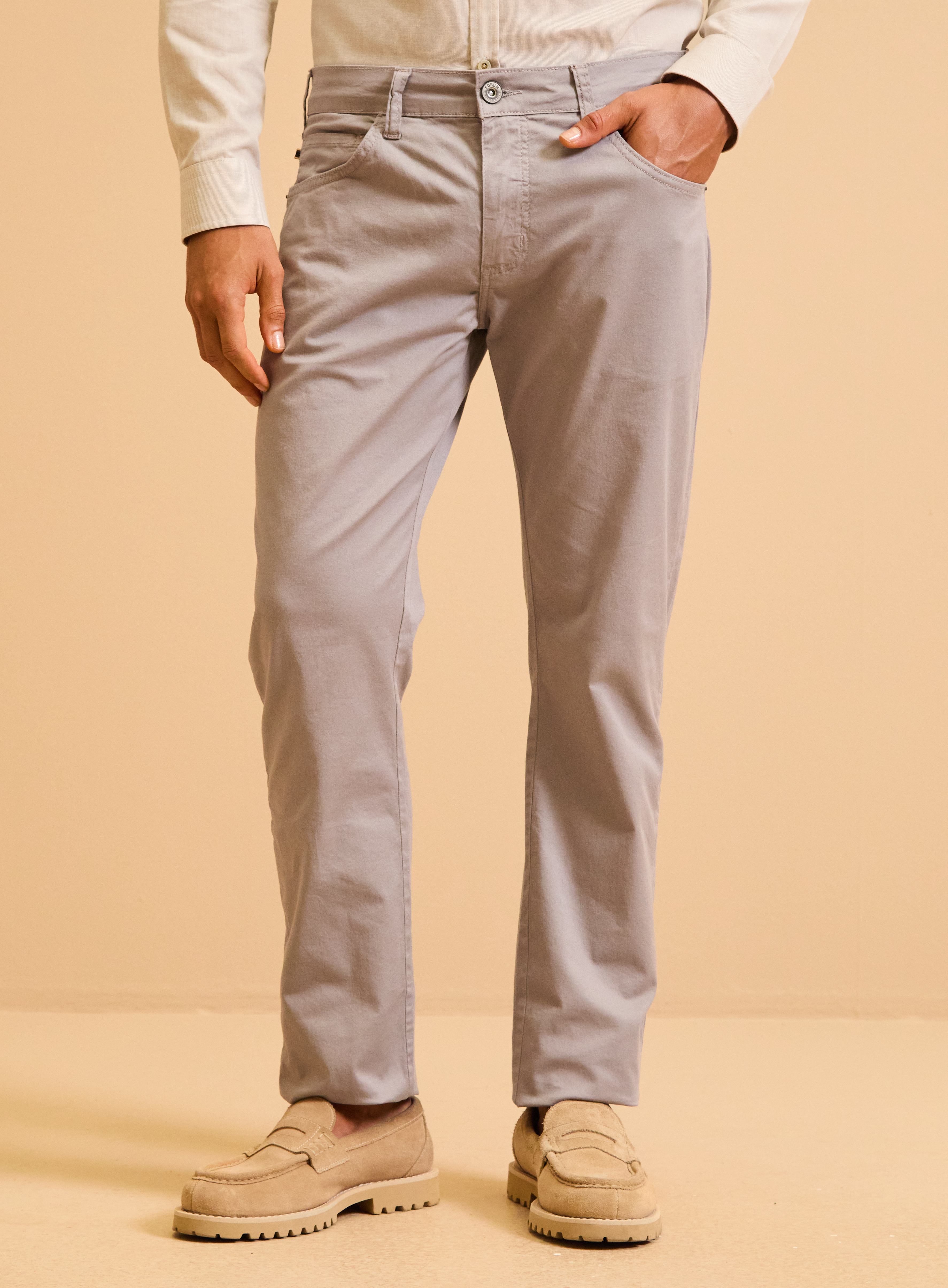CALÇA SARJA PAUL SLIM 40 CINZA NIQUEL