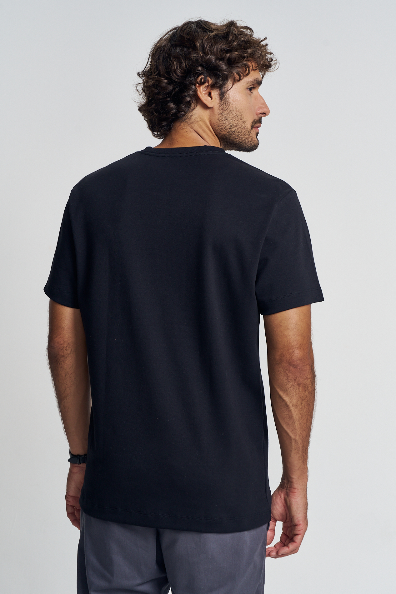 CAMISETA TRITON M PRETO