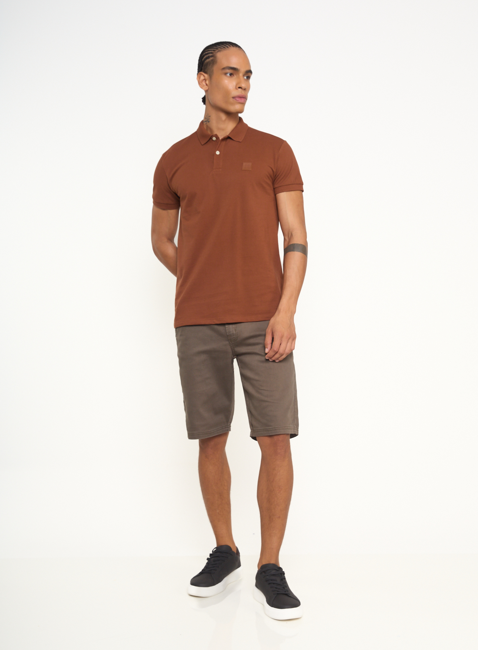 POLO COLCCI GG MARROM CARVALHO