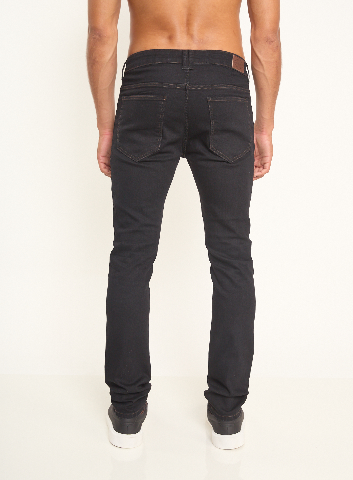 CALÇA JEANS NEW FELIPE 38 IND.PRETO