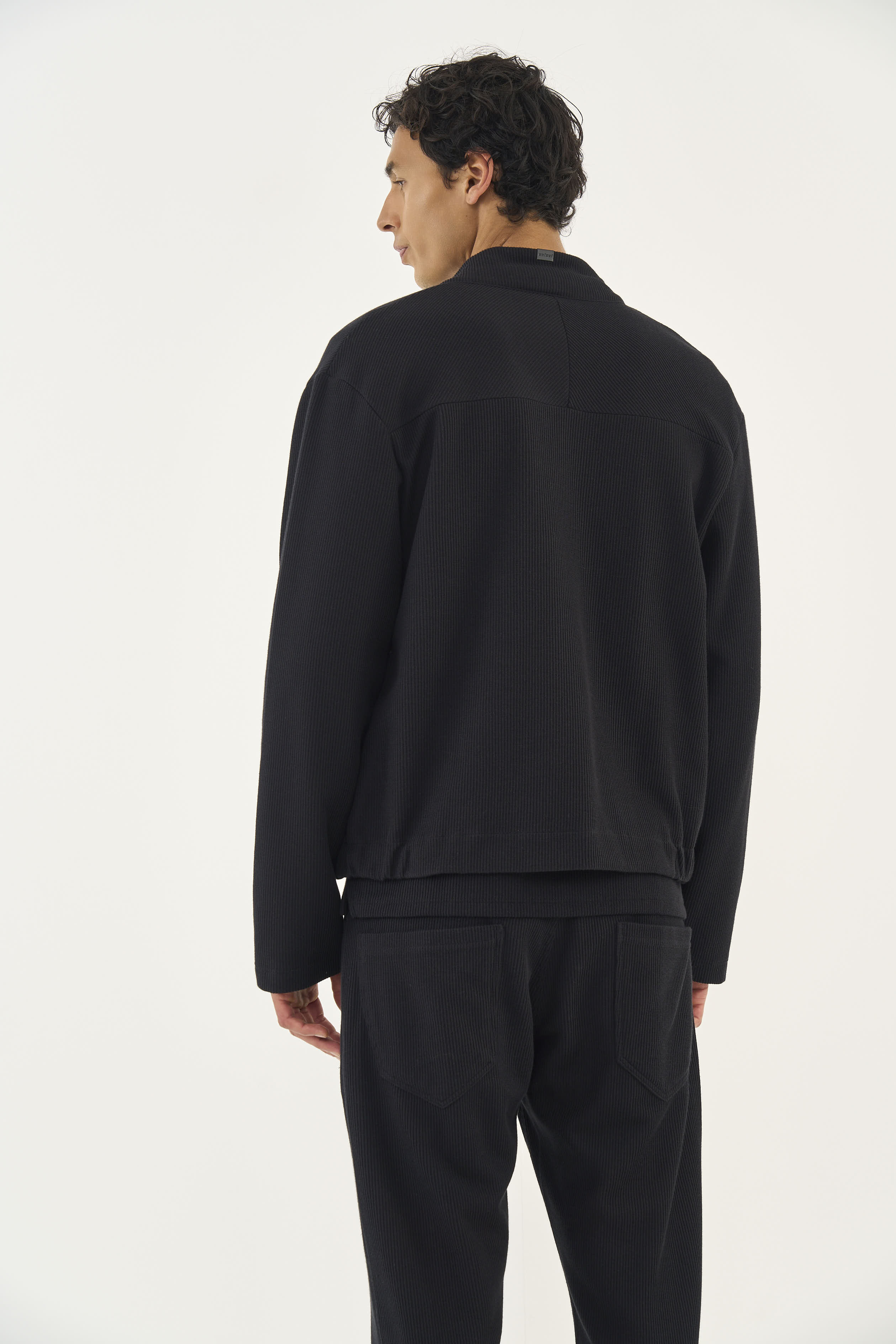 JAQUETA COLCCI GG PRETO
