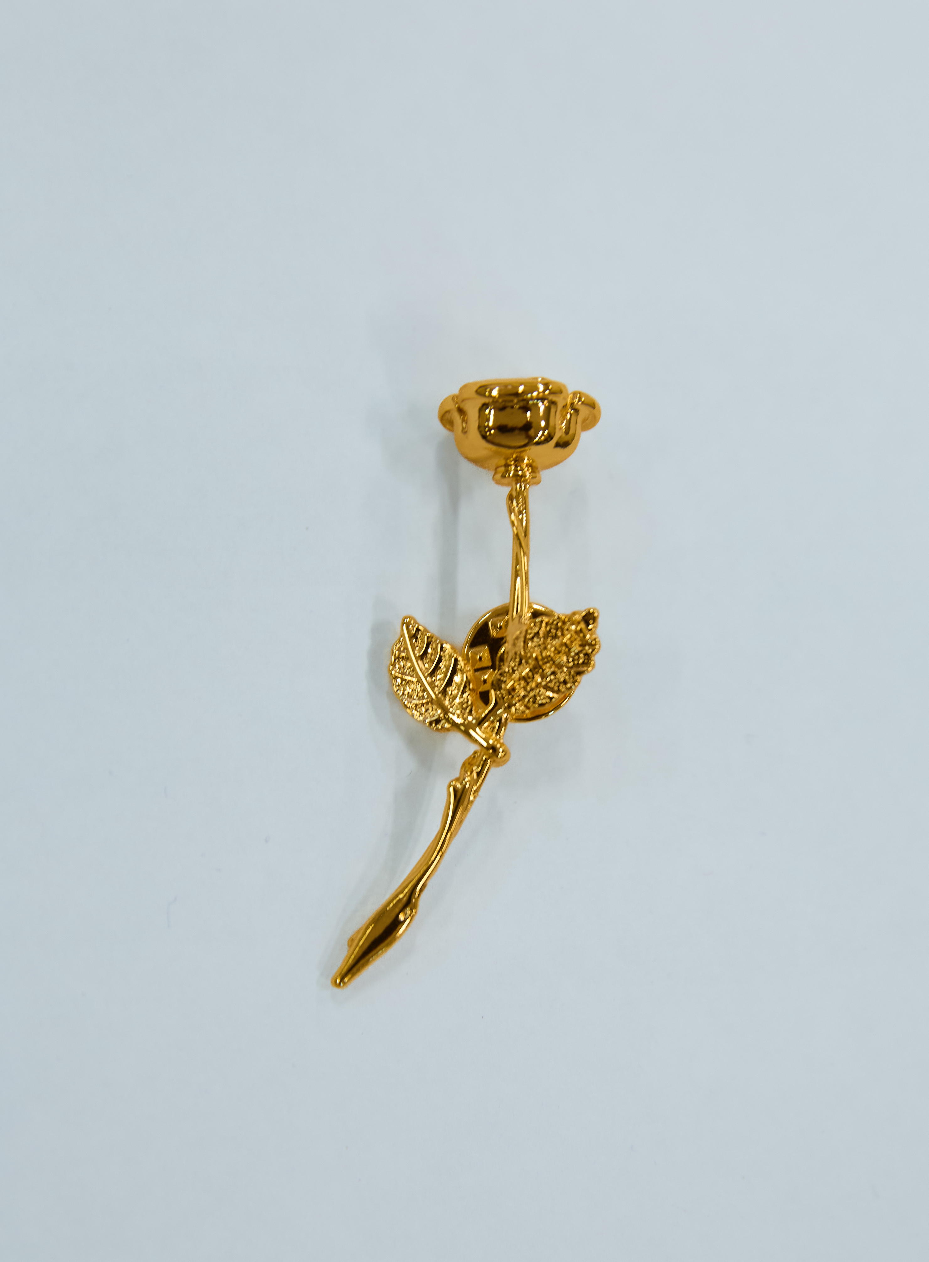BROCHE COLCCI U OURO