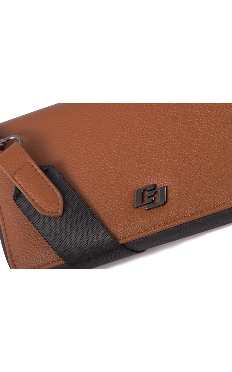 CARTEIRA COLCCI MINI FLOATER U PRETO