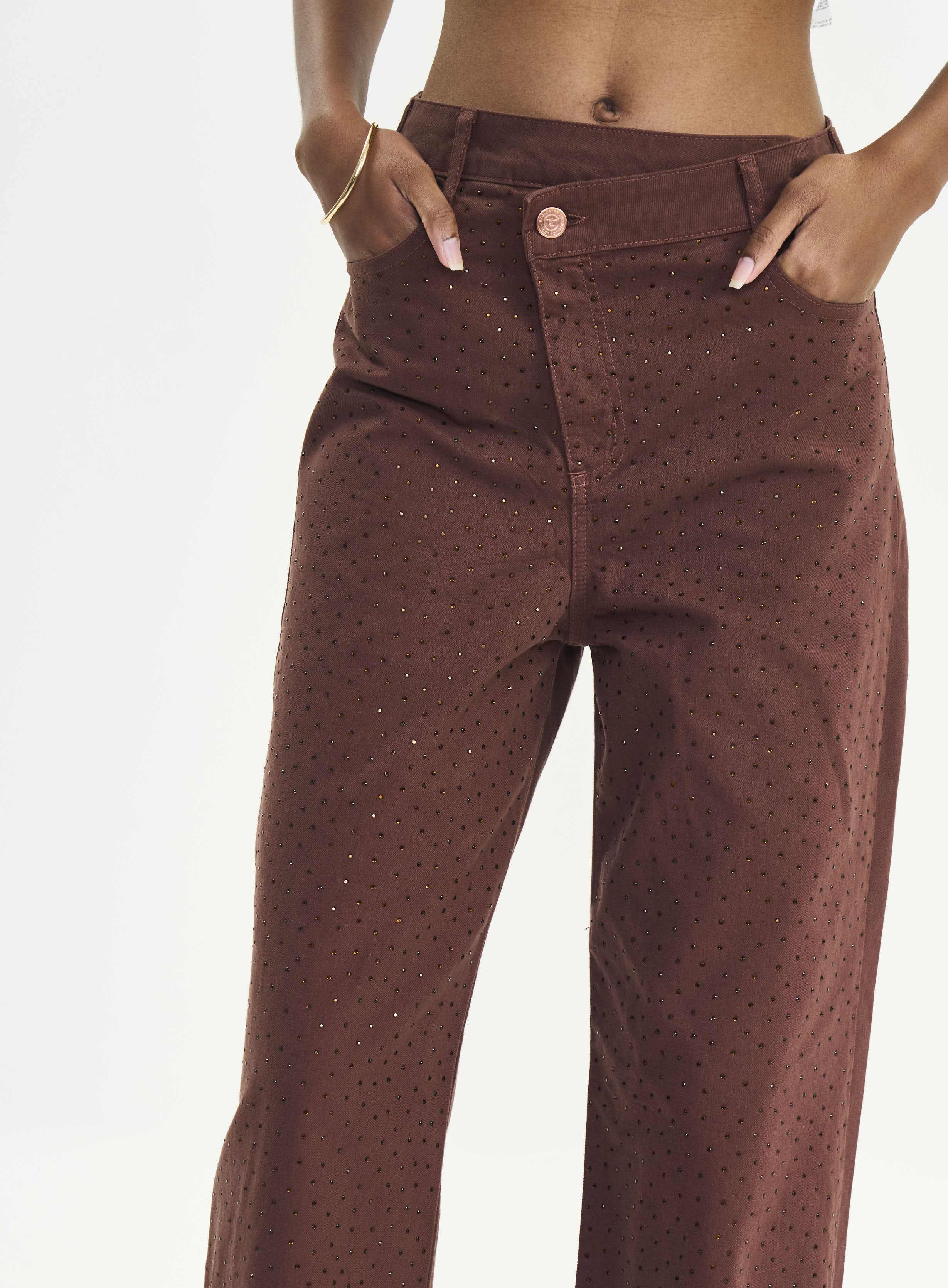 CALÇA SARJA BRUNA LOW 38 MARROM TIRAMISU
