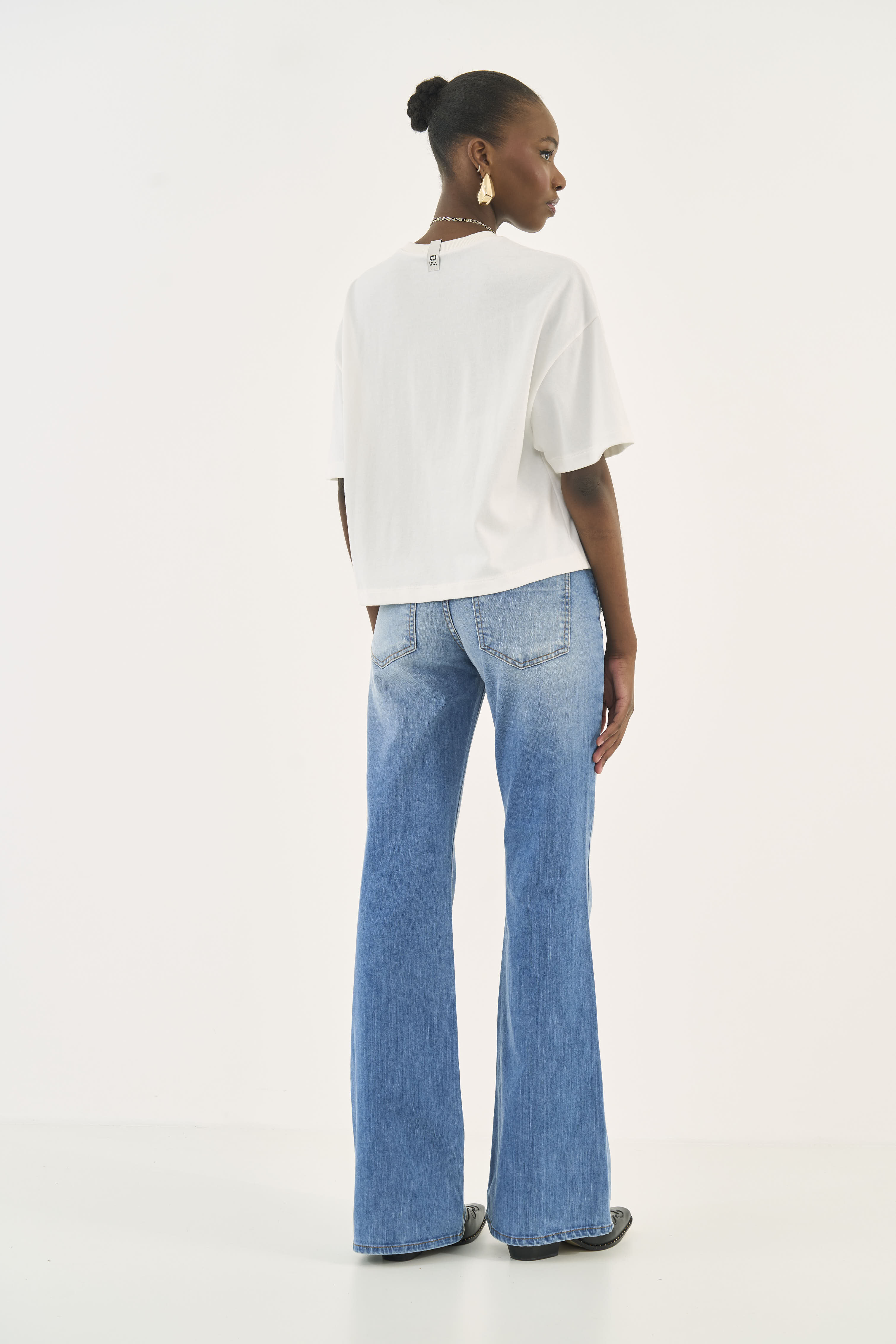 CAMISETA COLCCI JEANS G OFF SHELL