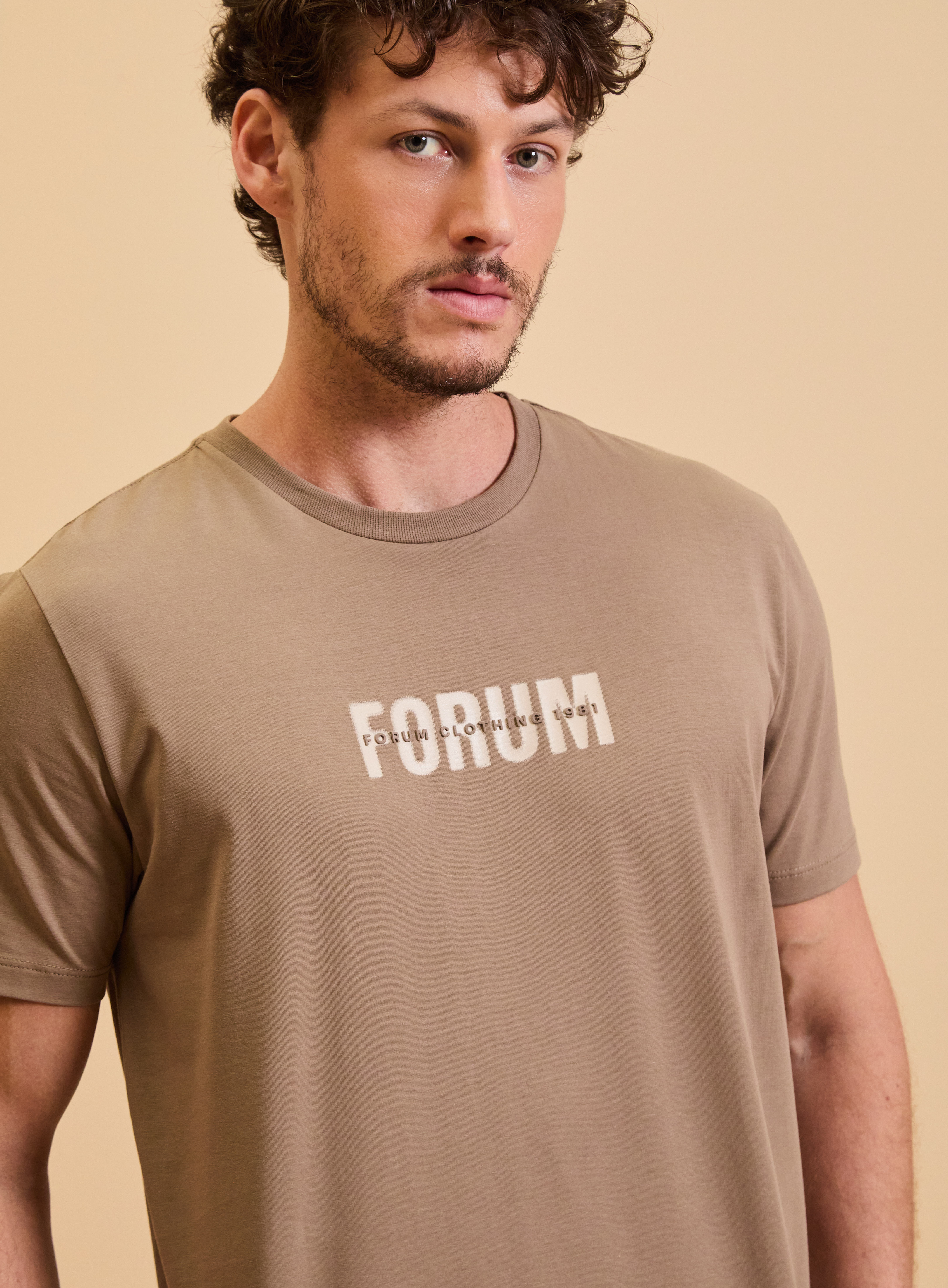 CAMISETA FORUM GG MARROM CROACIA