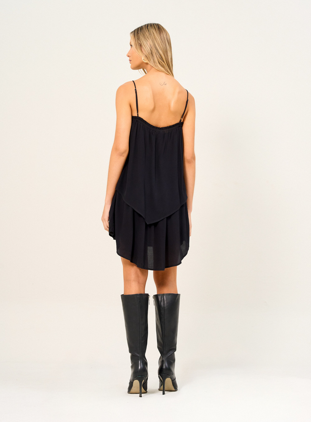 VESTIDO OPEN PP PRETO