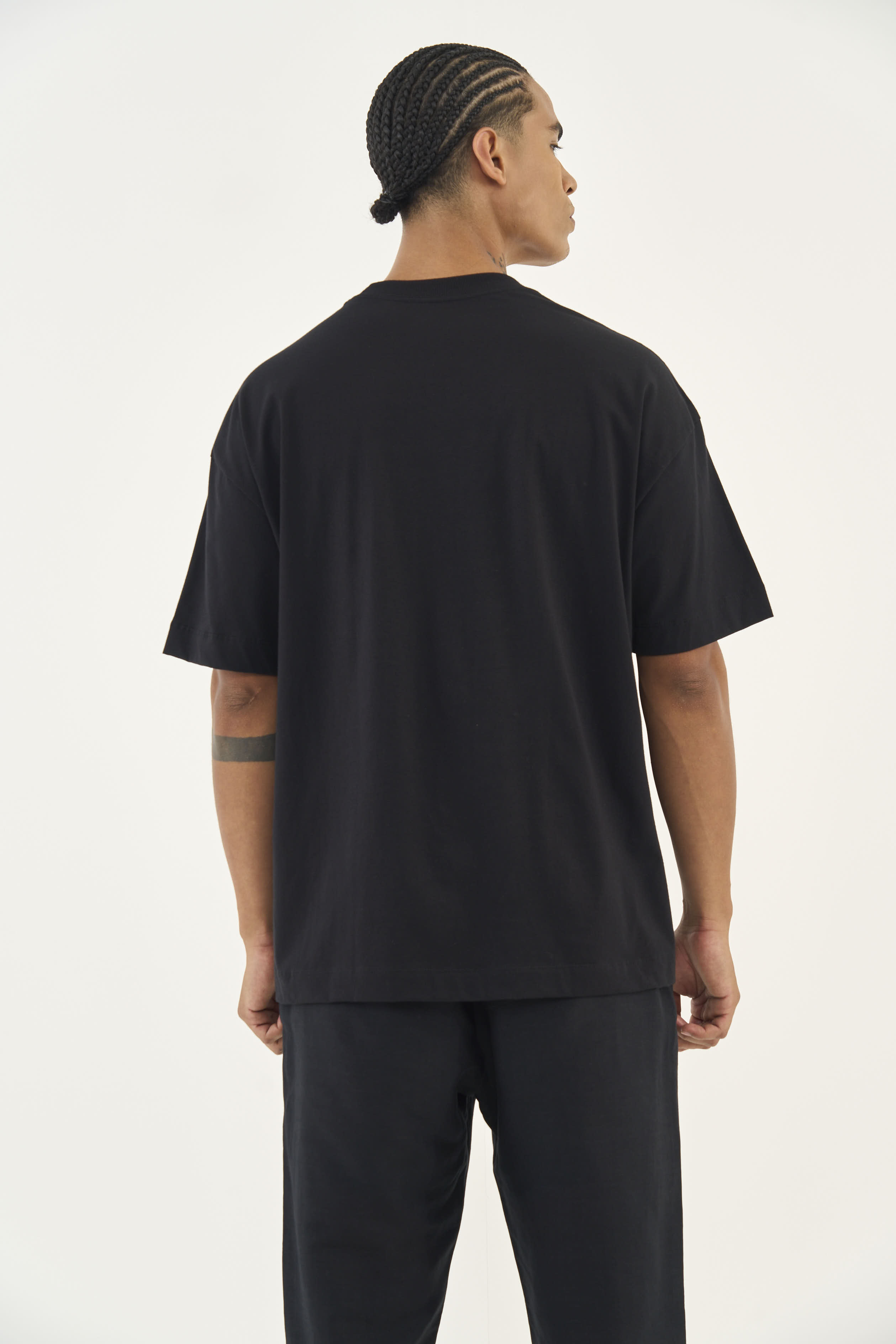 CAMISETA COLCCI G PRETO