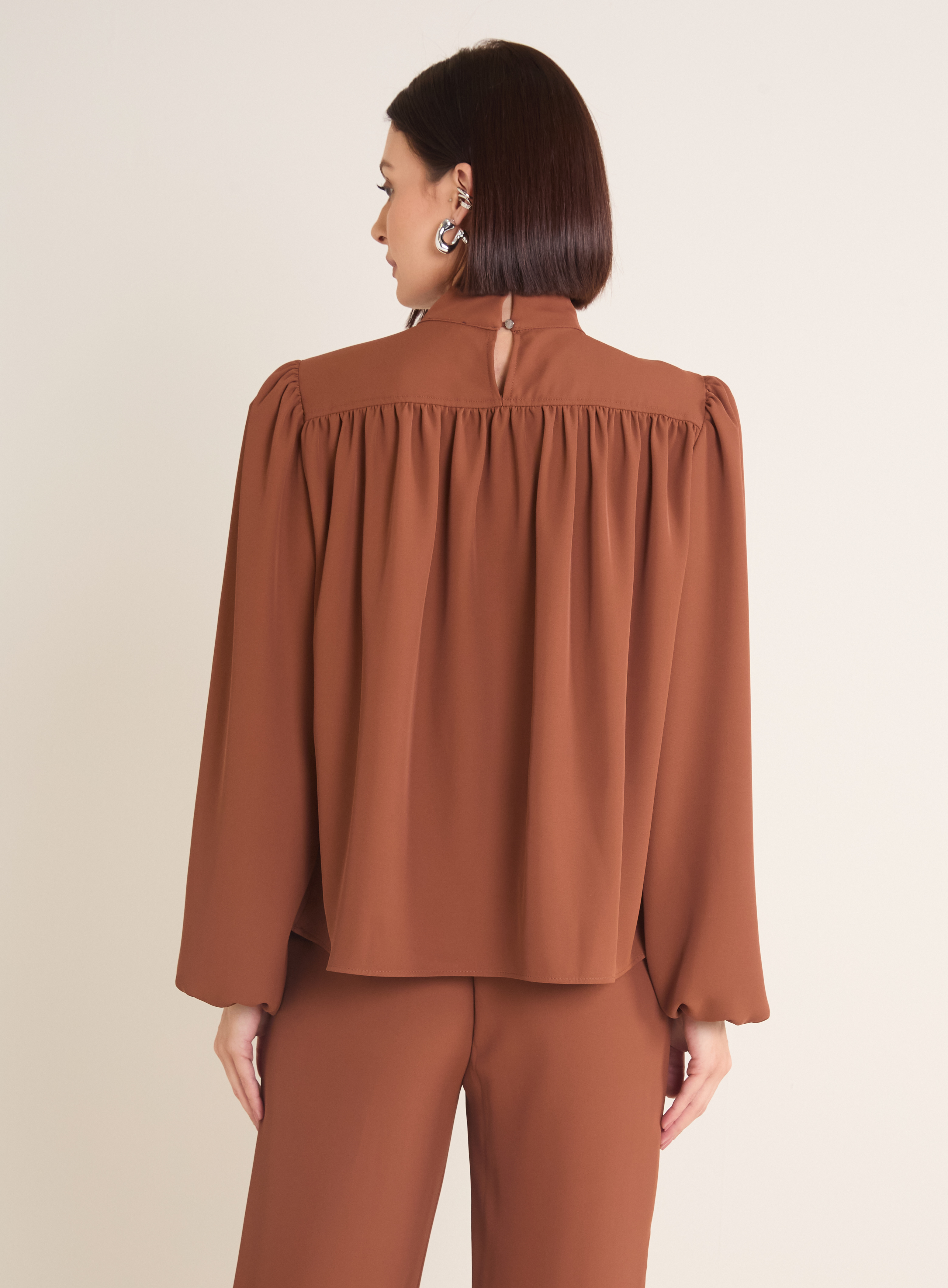 BLUSA FORUM G MARROM IMBUIA