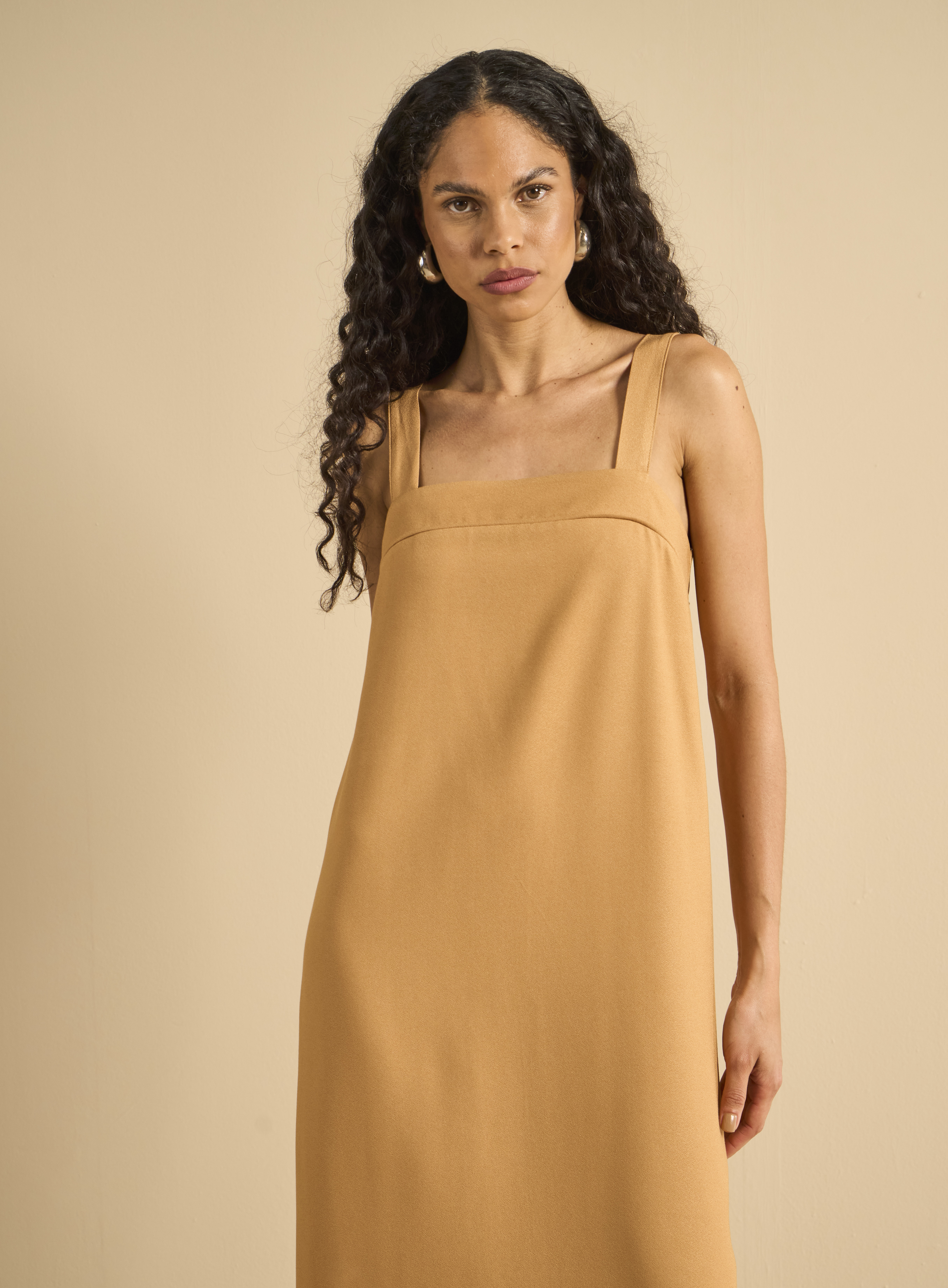 VESTIDO FORUM M BEGE BELGATI