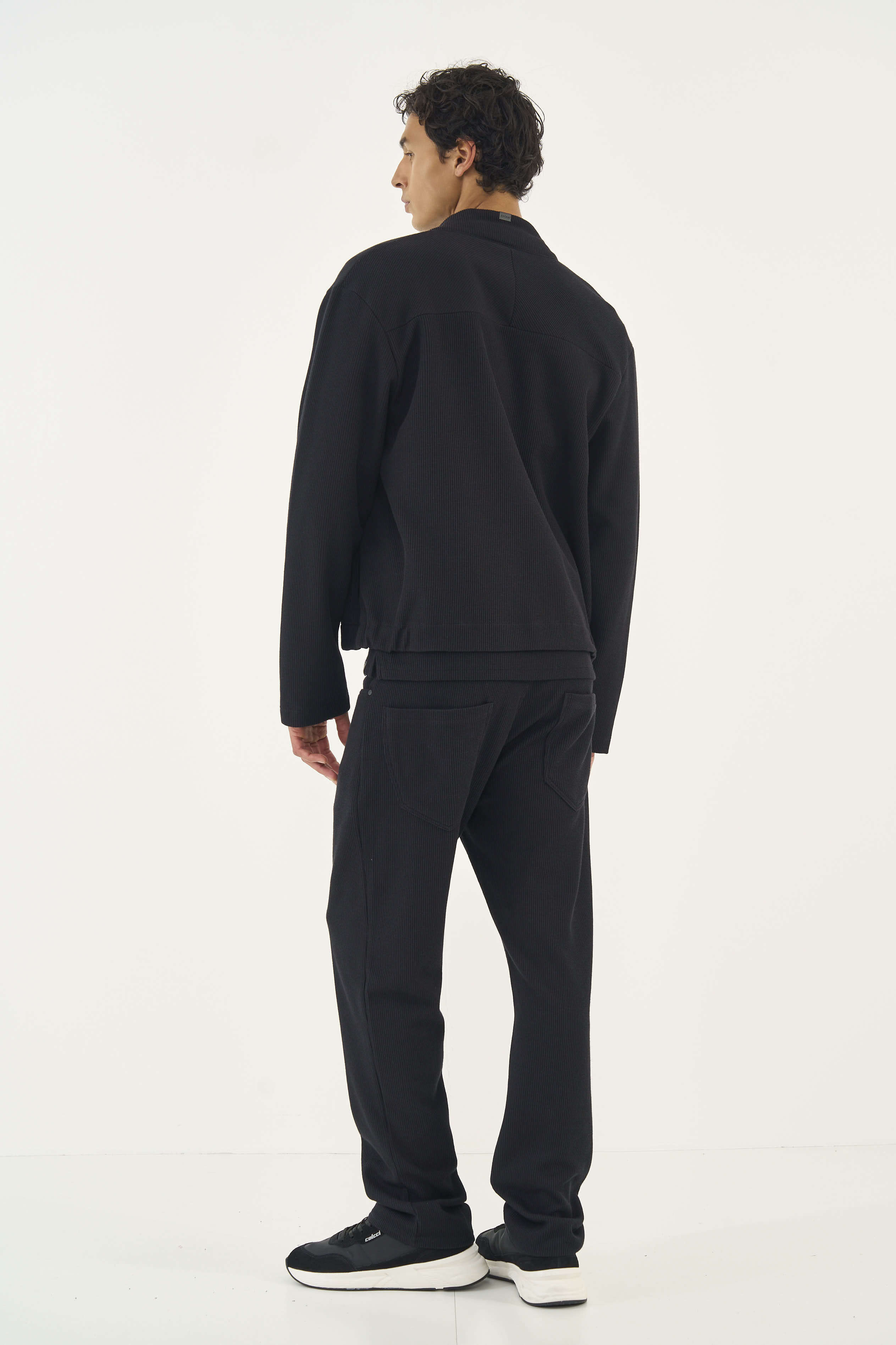 JAQUETA COLCCI GG PRETO