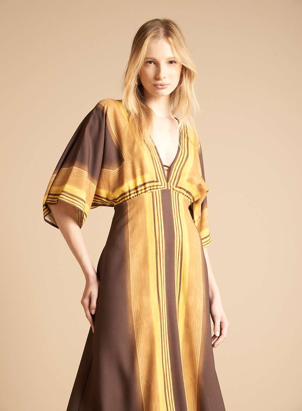 VESTIDO ESTAMPADO P HORIZONTES