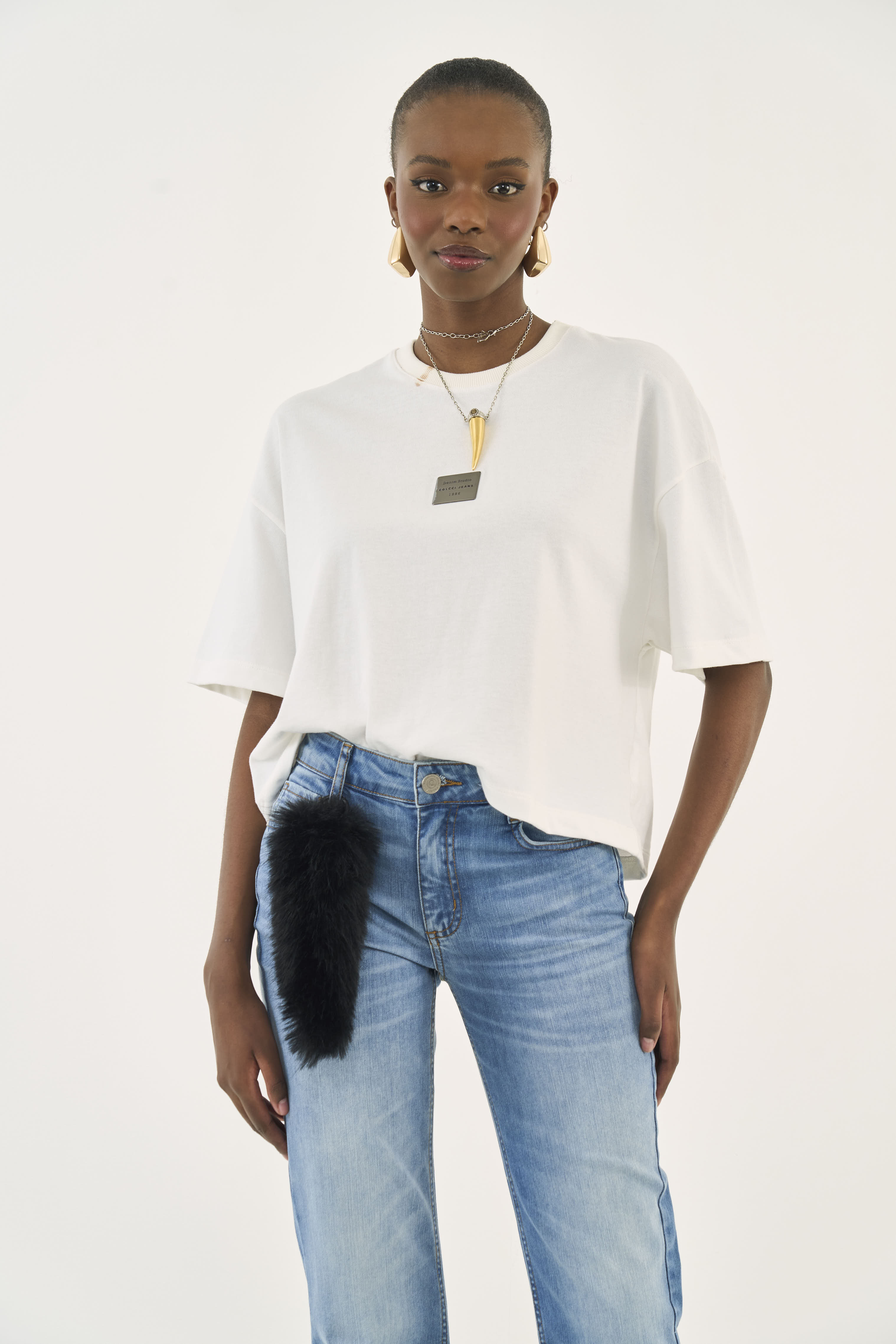 CAMISETA COLCCI JEANS G OFF SHELL