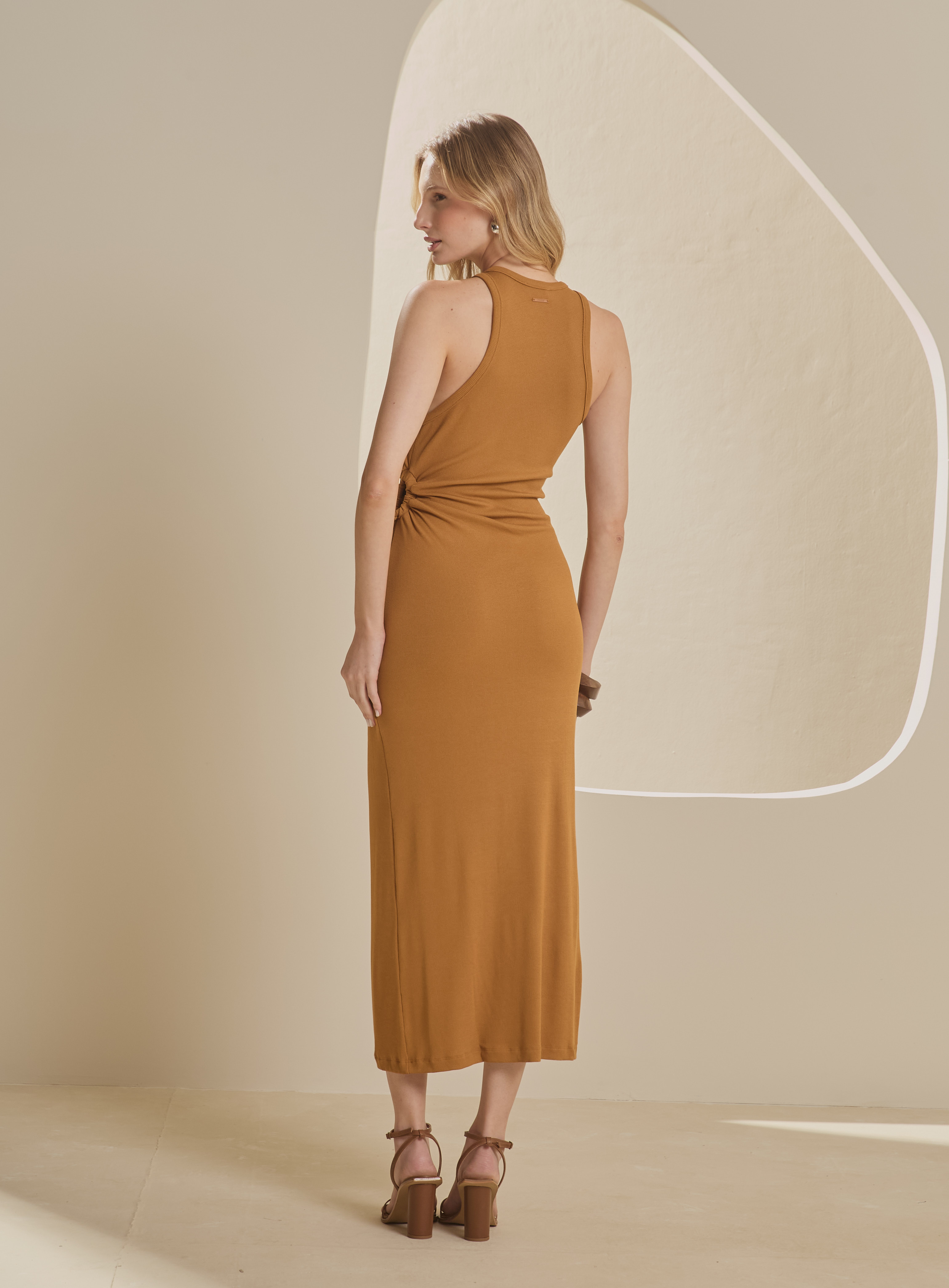 VESTIDO FORUM M MARROM MOSTARDA