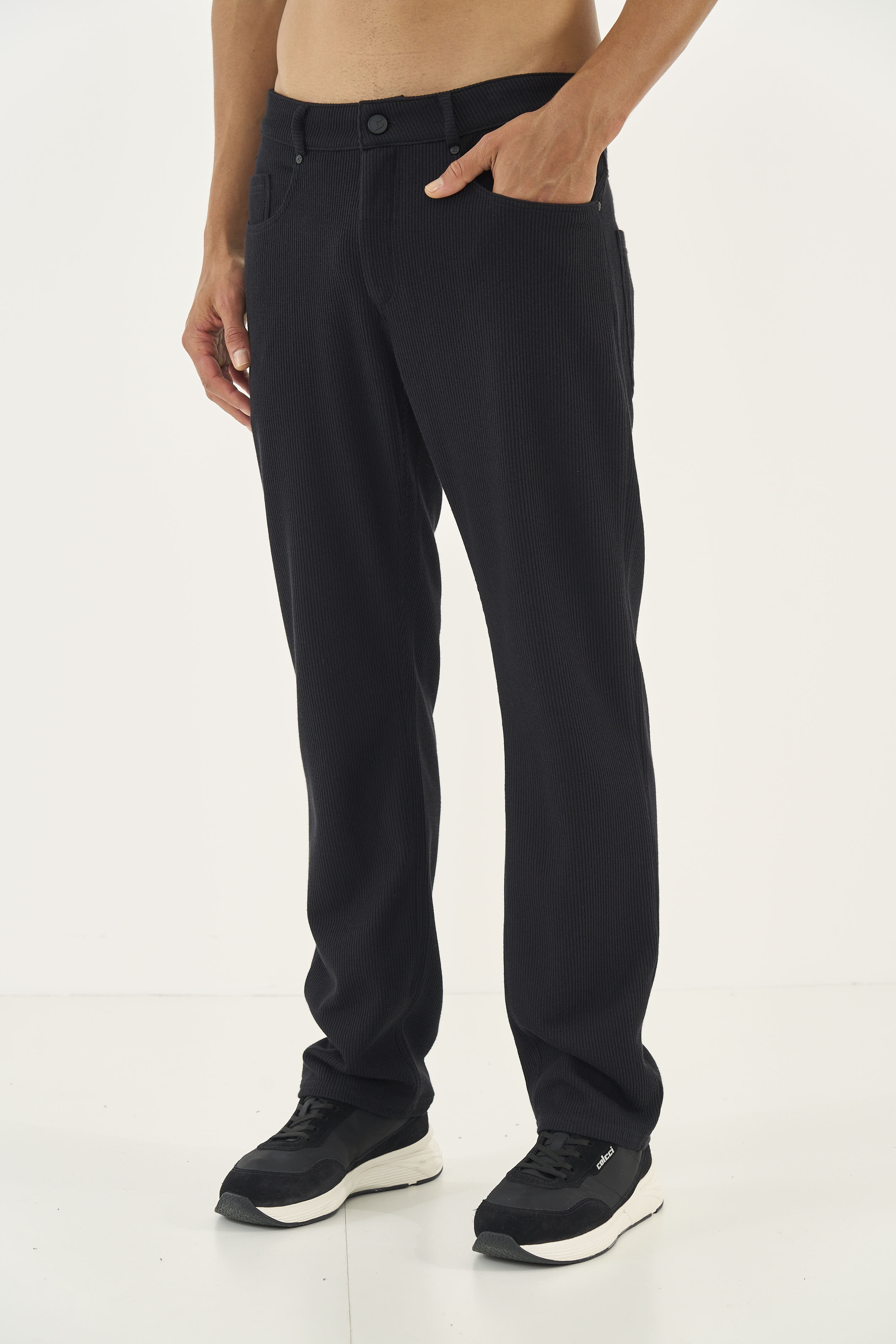 CALÇA COLCCI 40 PRETO