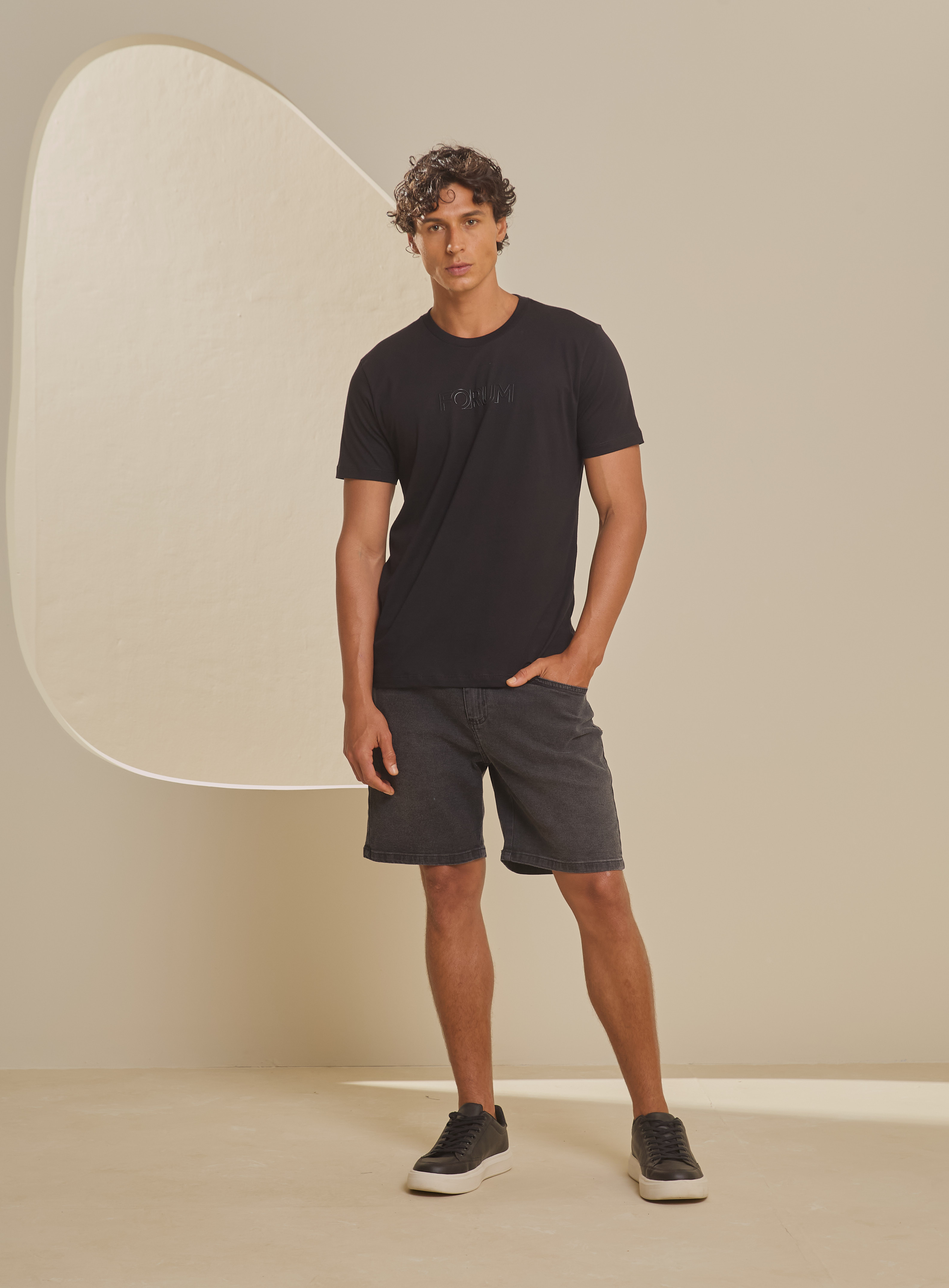 CAMISETA FORUM GG PRETO