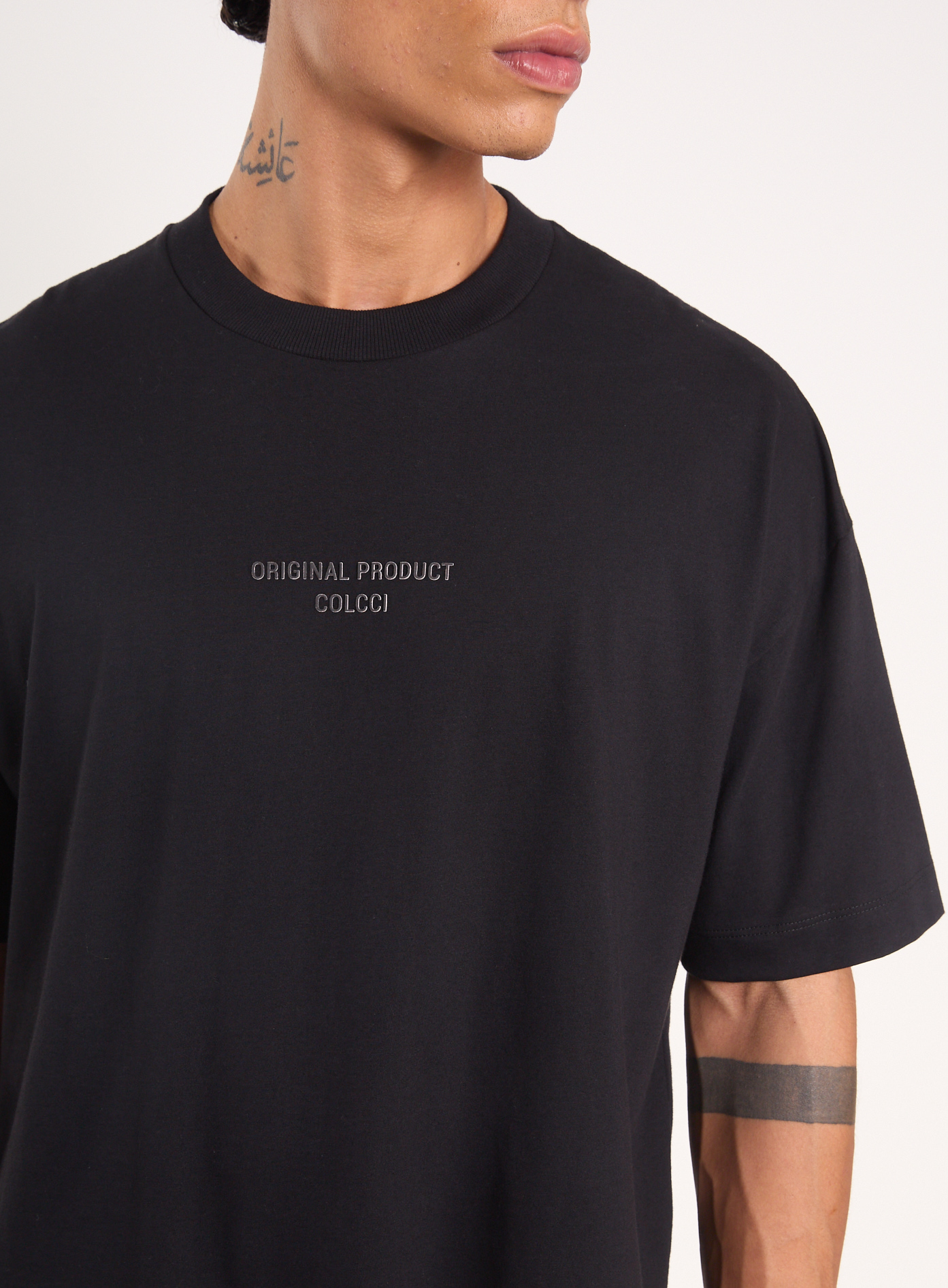 CAMISETA COLCCI G BEGE SAND CASTL