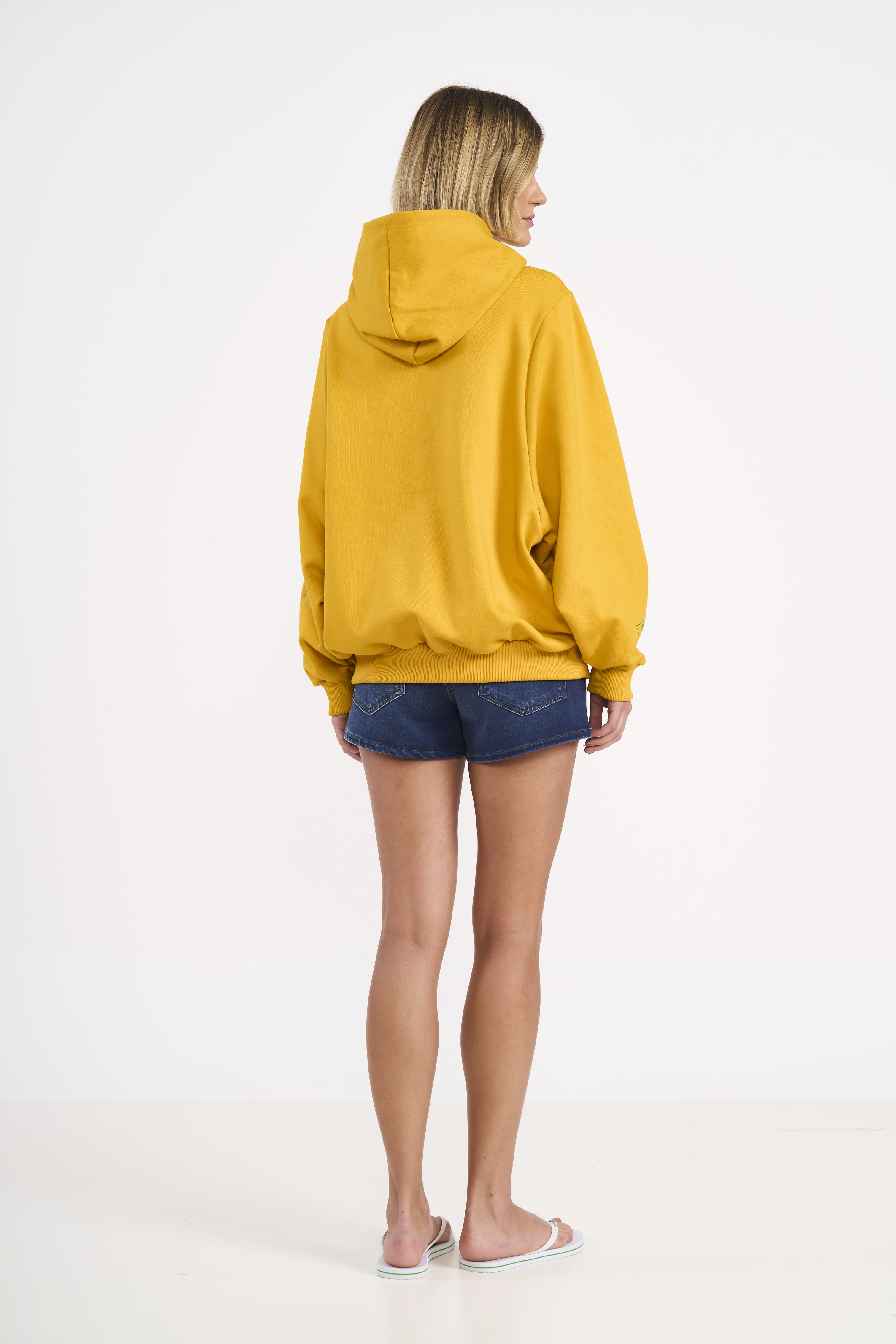 BLUSÃO MOLETOM COM CAPUZ M AMARELO POLEN