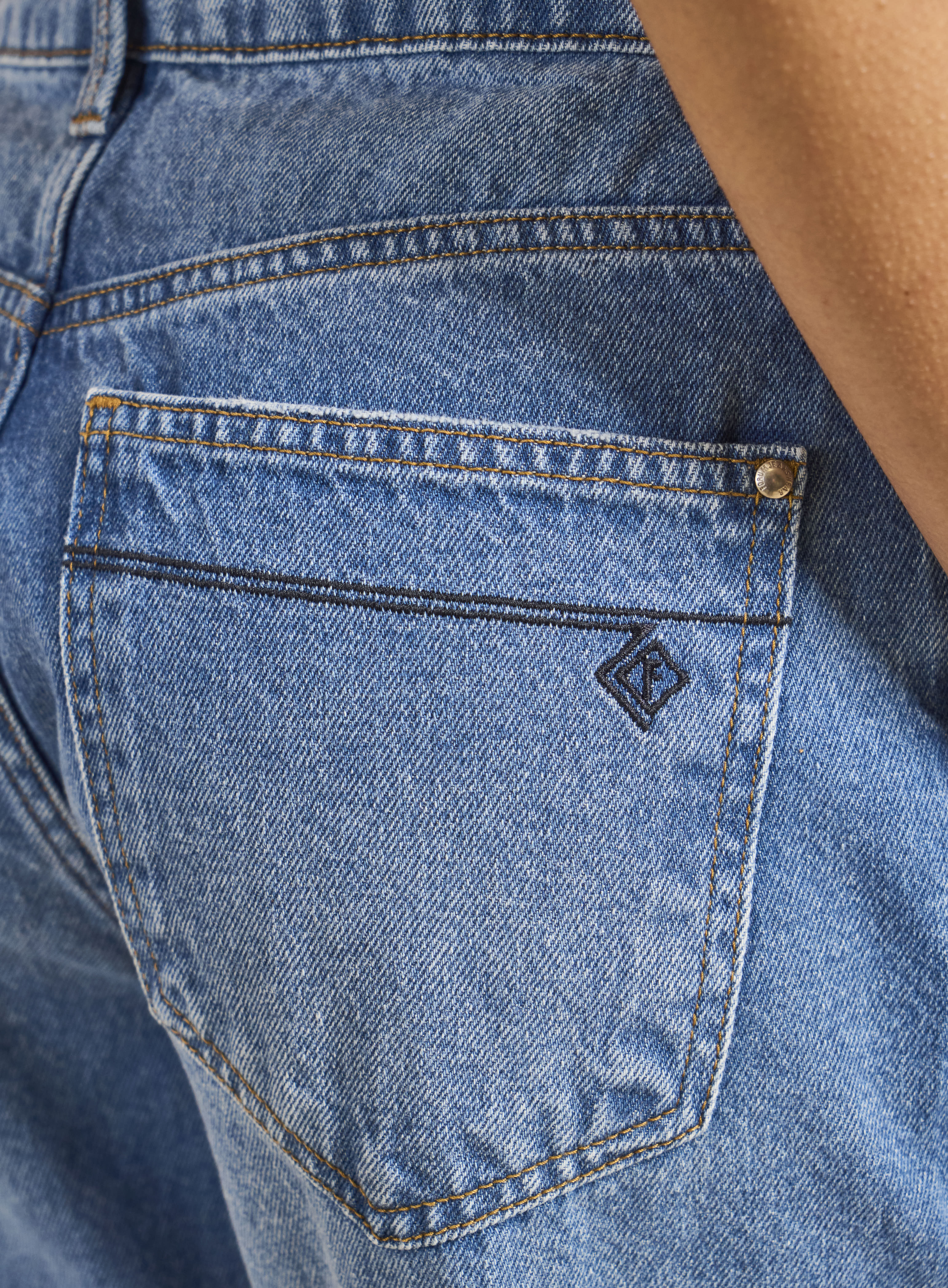 CALÇA JEANS LOLA 38 INDIGO CLARO