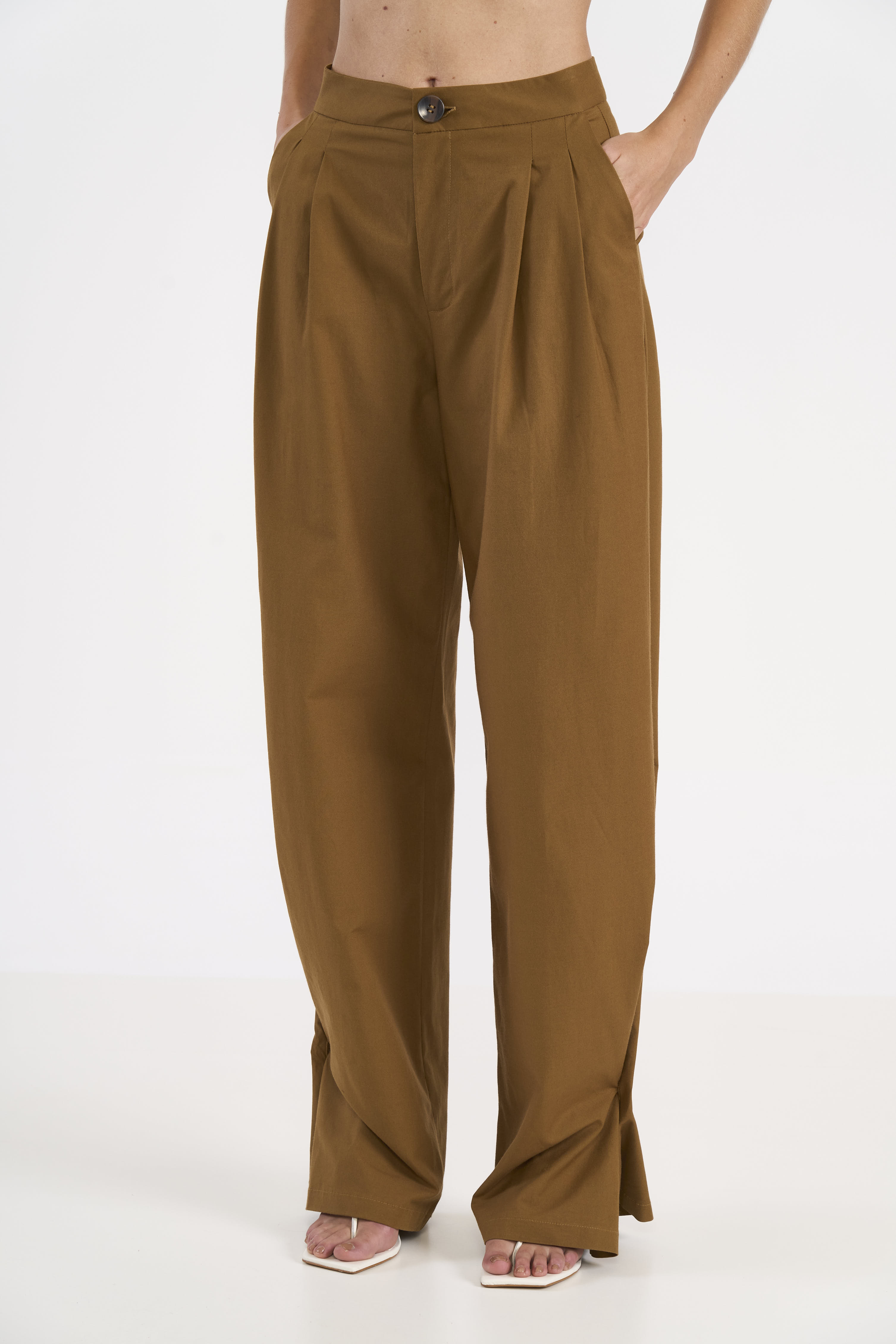 CALÇA COLCCI G MARROM CUMARU