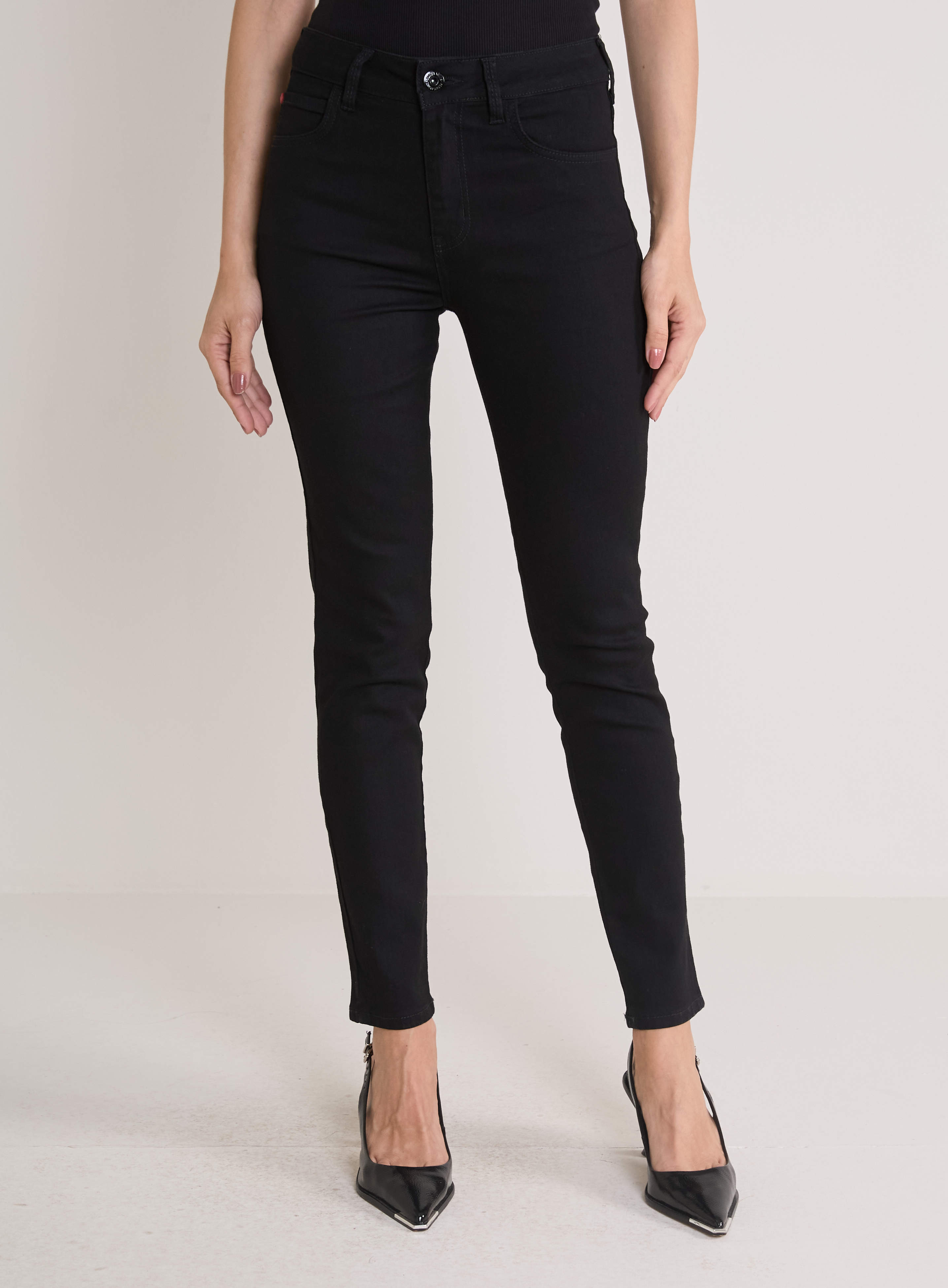 CALÇA JEANS MARISA 2 CIGARRETE 38 IND.PRETO