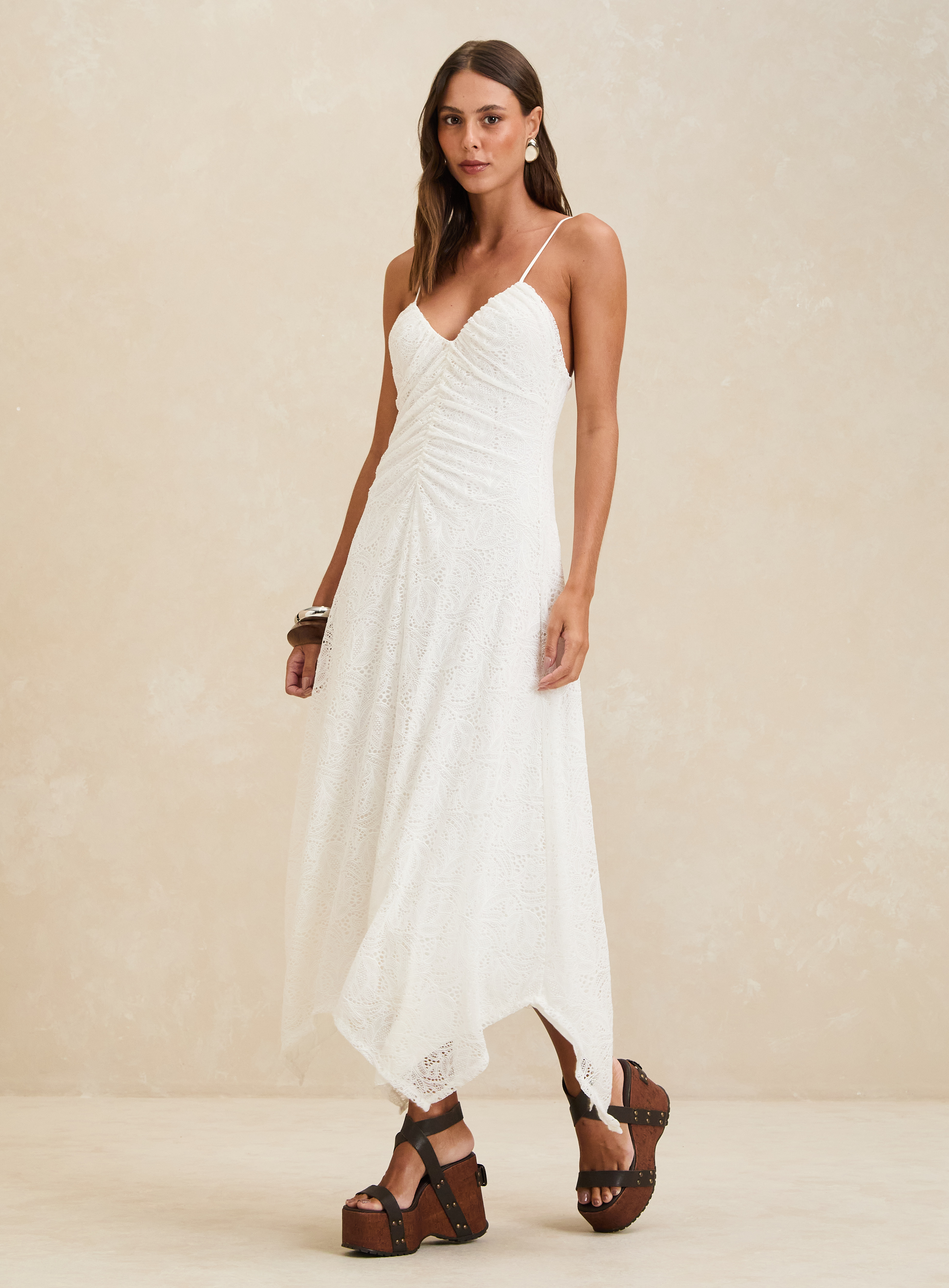 VESTIDO RENDA P OFF SHELL
