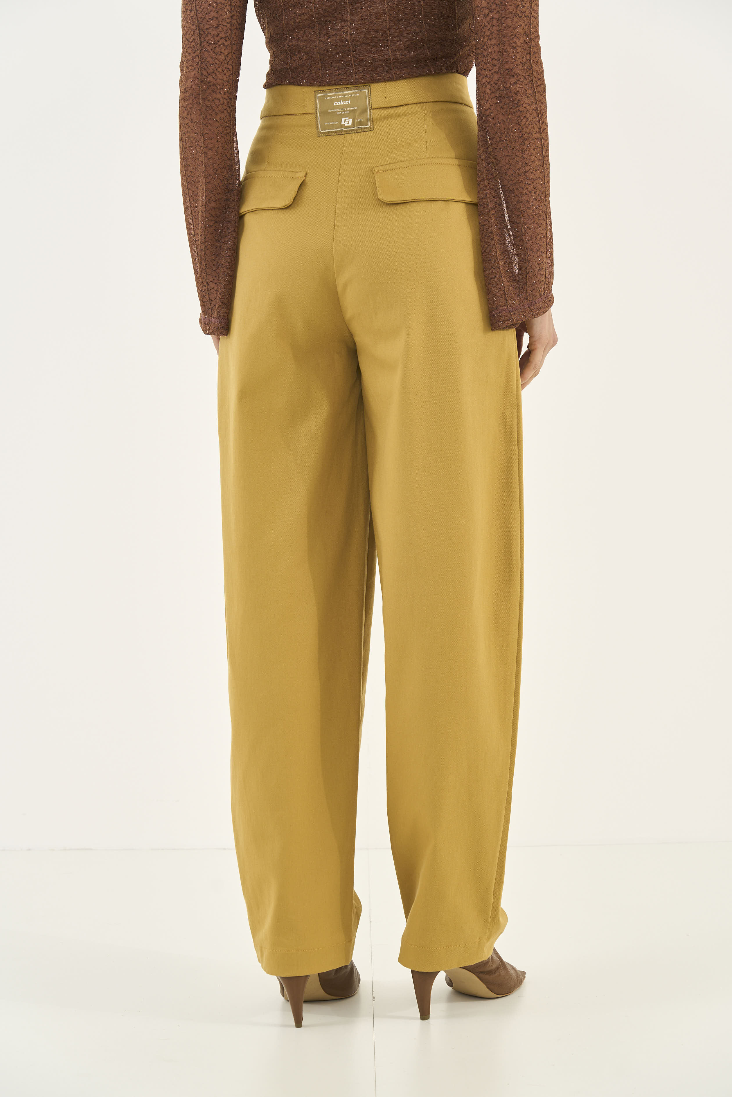 CALÇA SARJA JOANA 38 MARROM EBBELA
