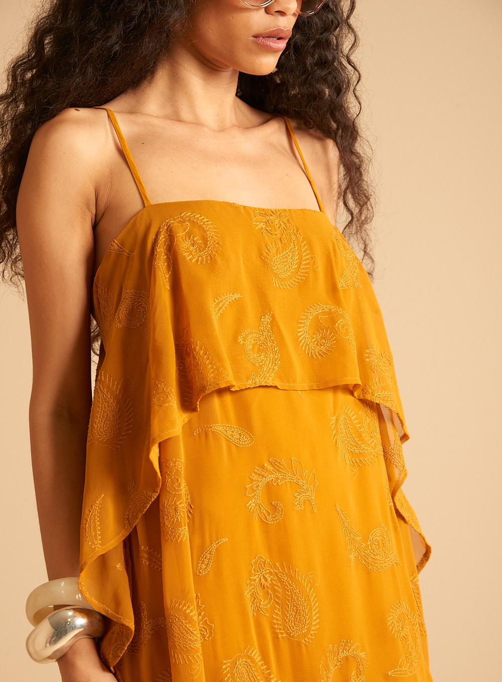 VESTIDO BORDADO P AMARELO SWIFT
