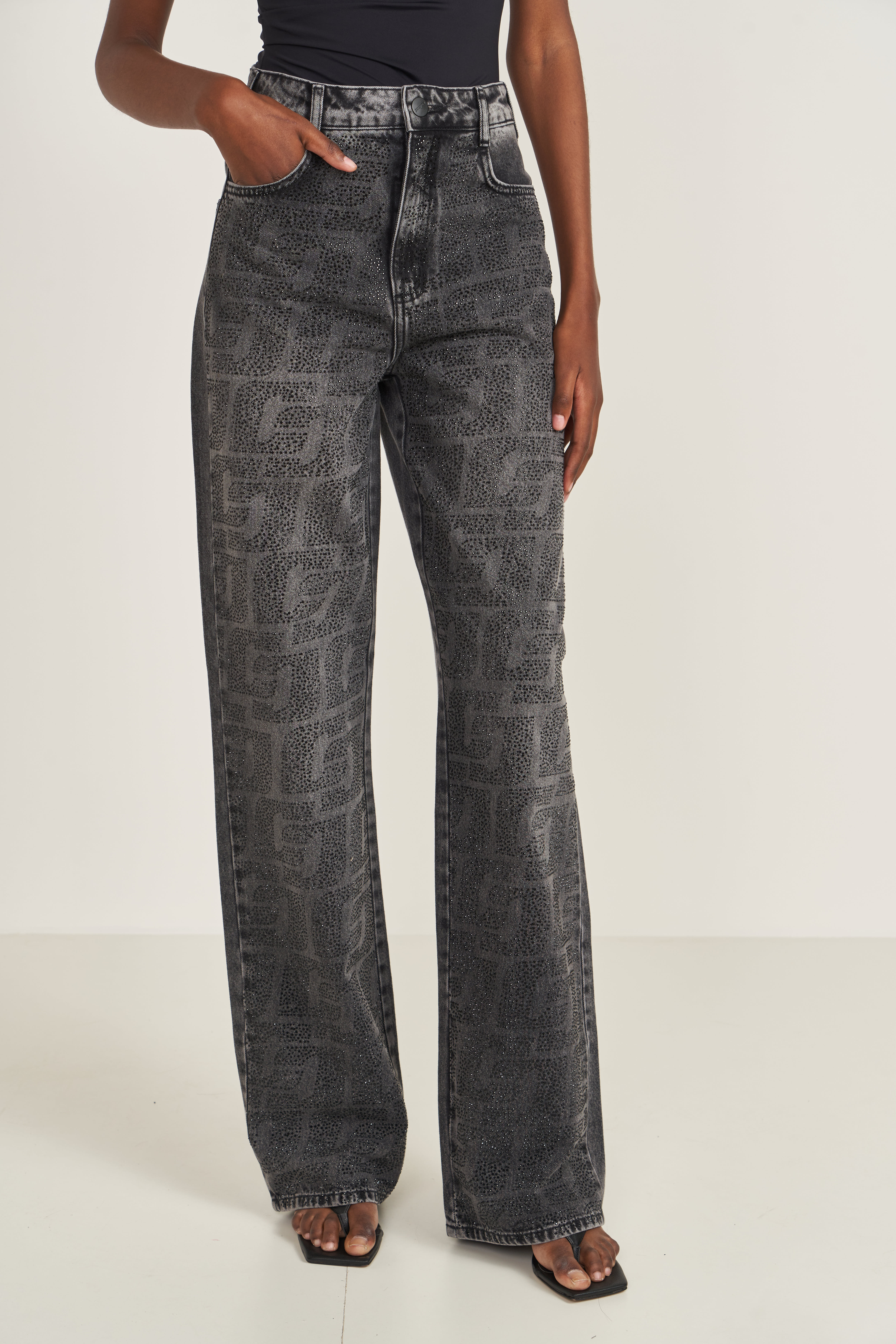 CALÇA JEANS JULIETTE COM APLICAÇÃO 40 IND.PRETO
