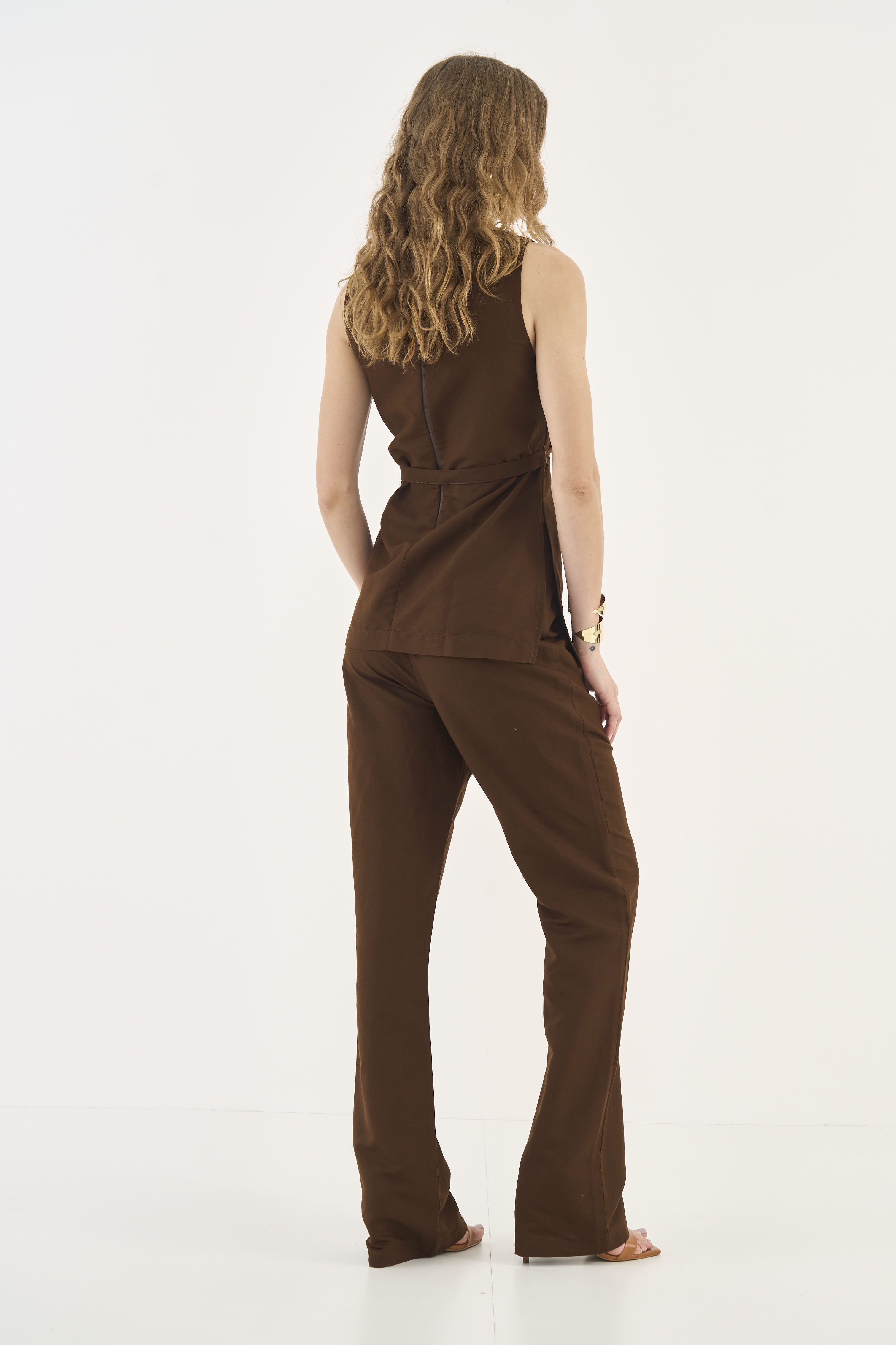 CALÇA LINHO M MARROM NOBUCK