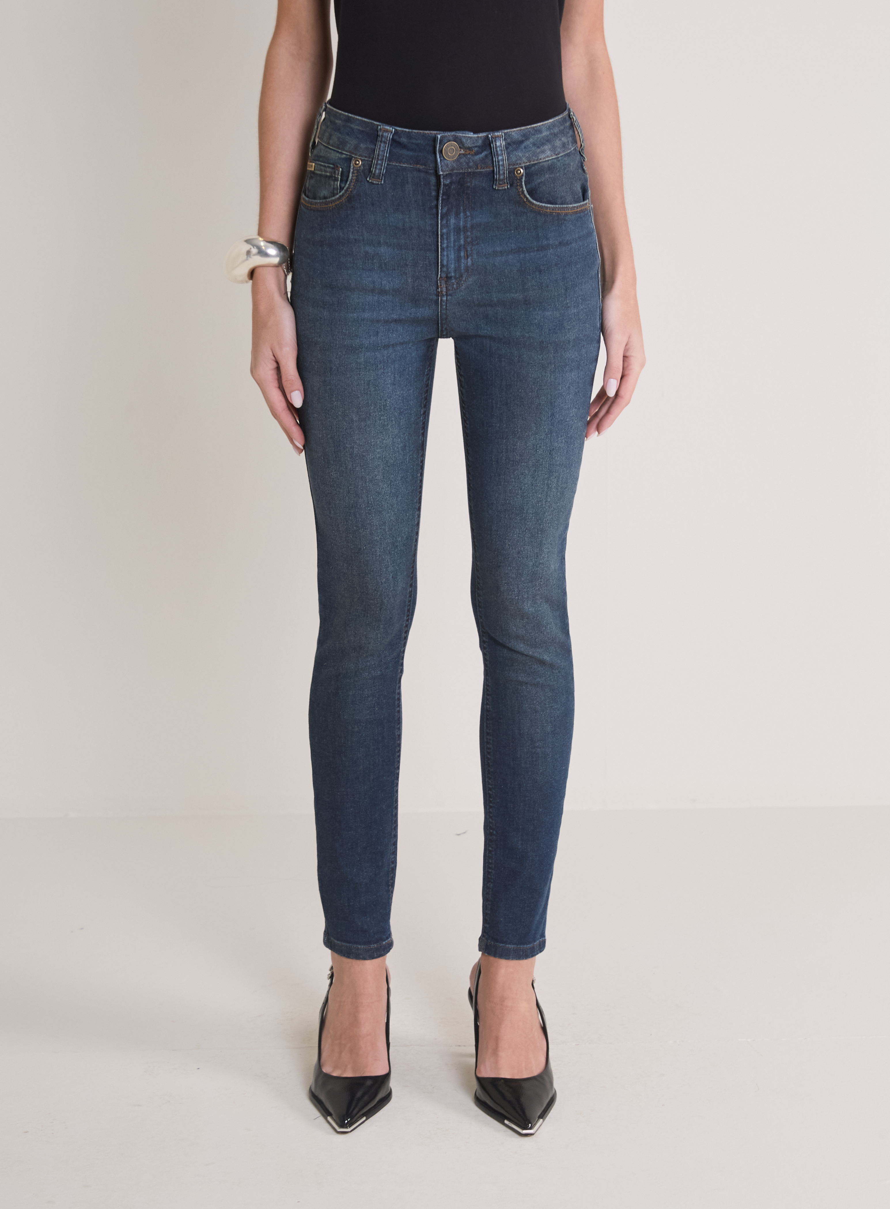 CALÇA JEANS MARISA 2 CIGARRETE 38 INDIGO