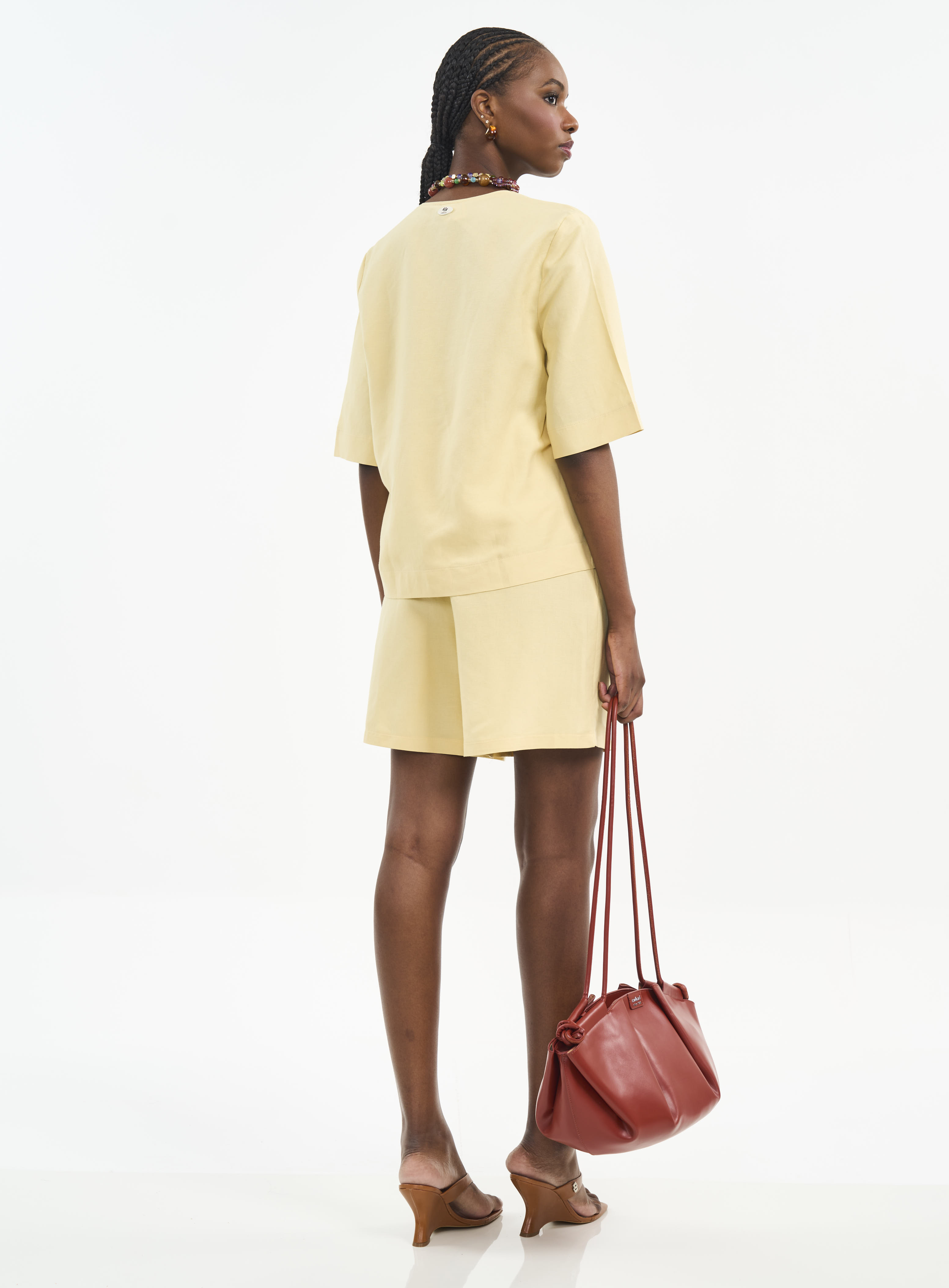 BERMUDA LINHO M AMARELO SOLENE