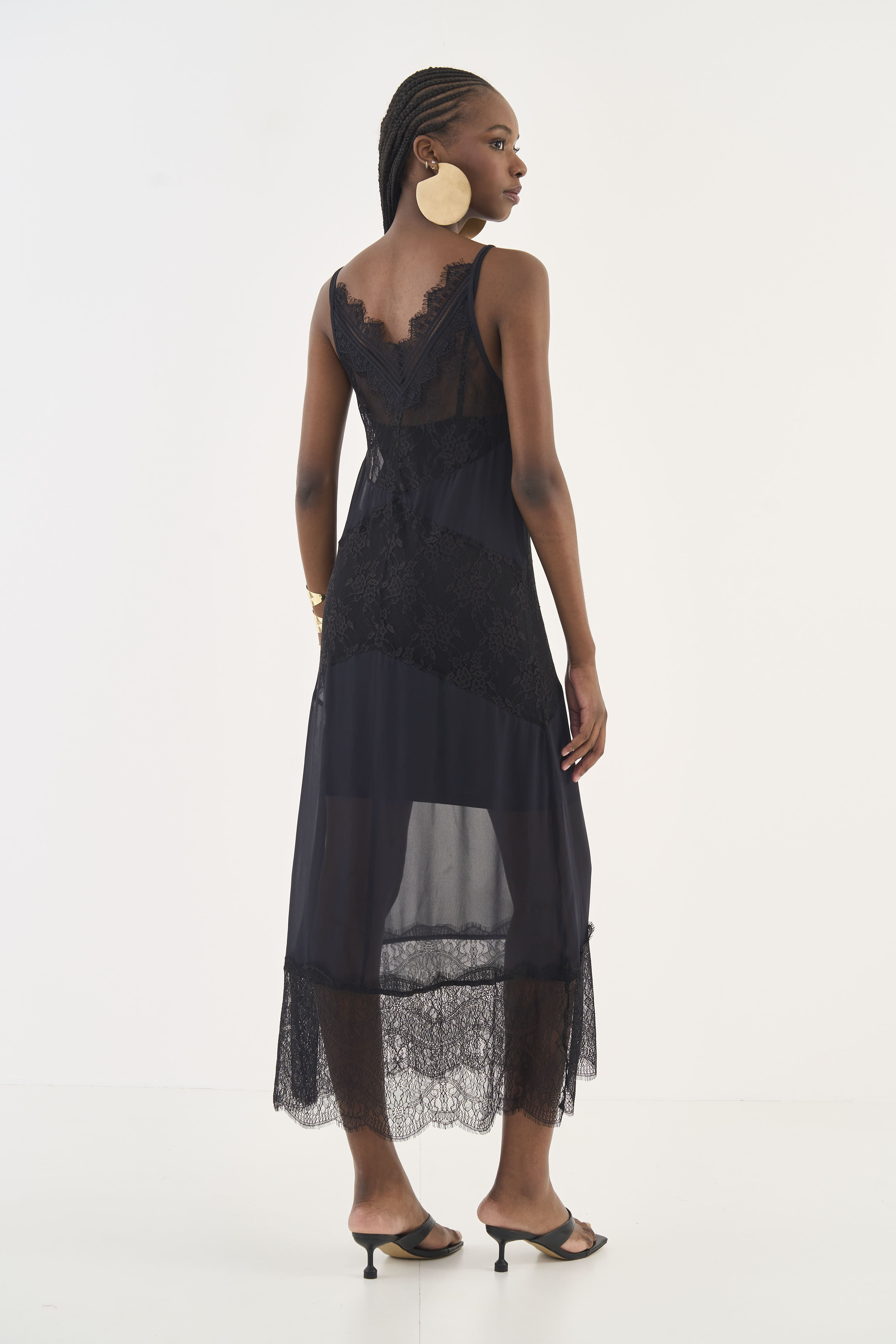 VESTIDO DETALHE RENDA M PRETO