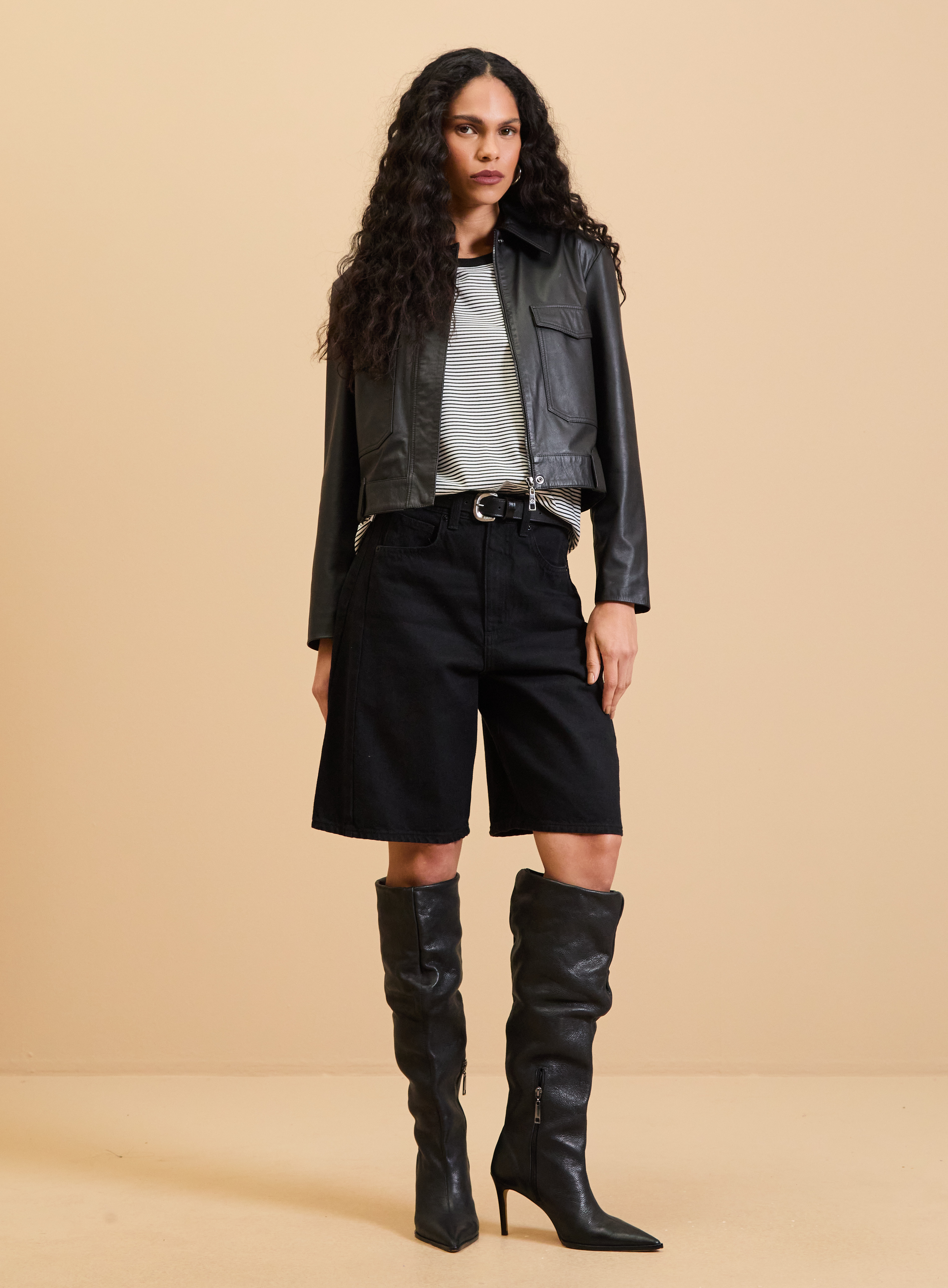 BERMUDA JEANS BAGGY JORT COM CINTO 34 IND.PRETO