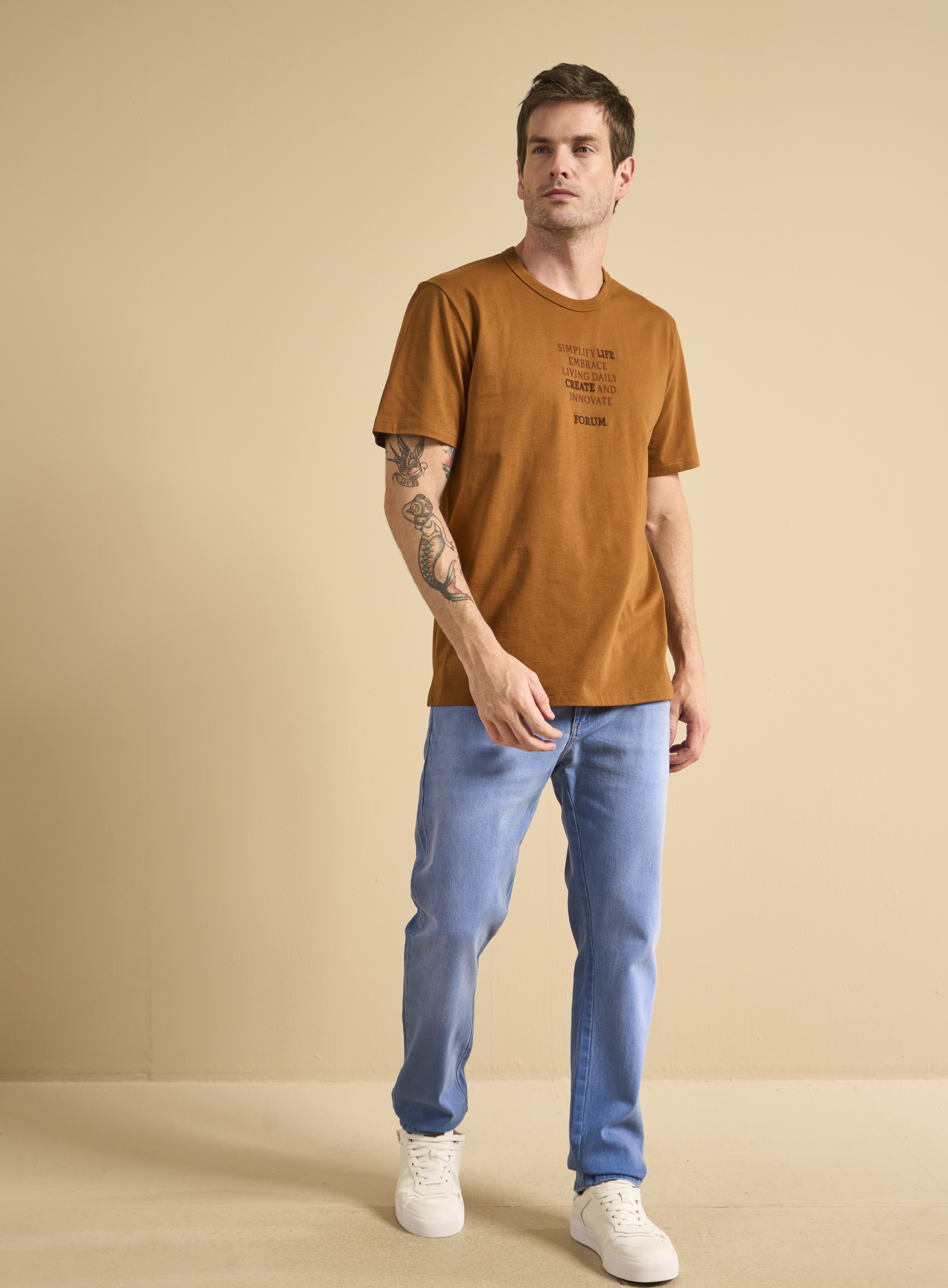 CAMISETA FORUM GG MARROM DORNE