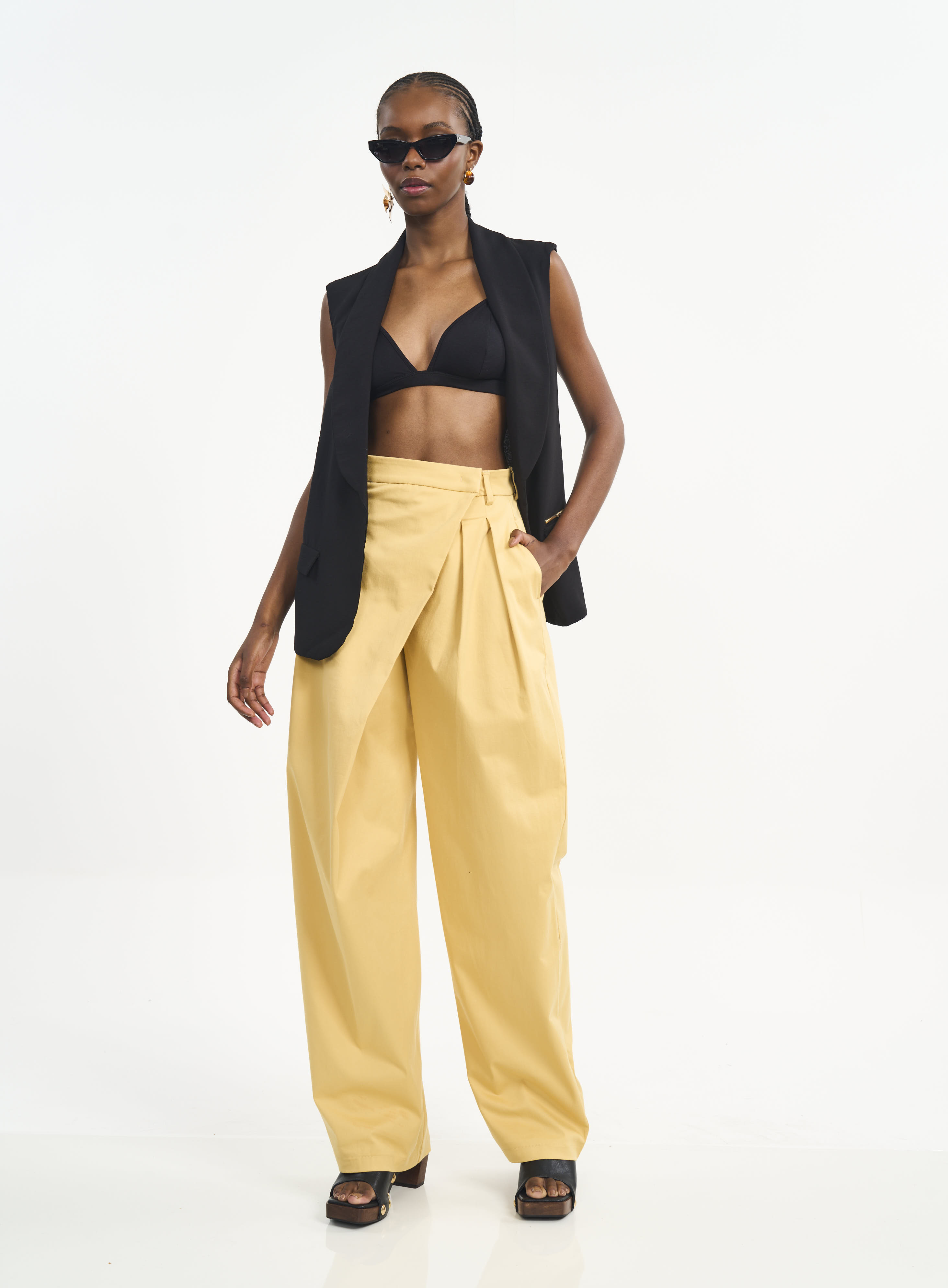CALÇA COLCCI M BEGE BIENTO