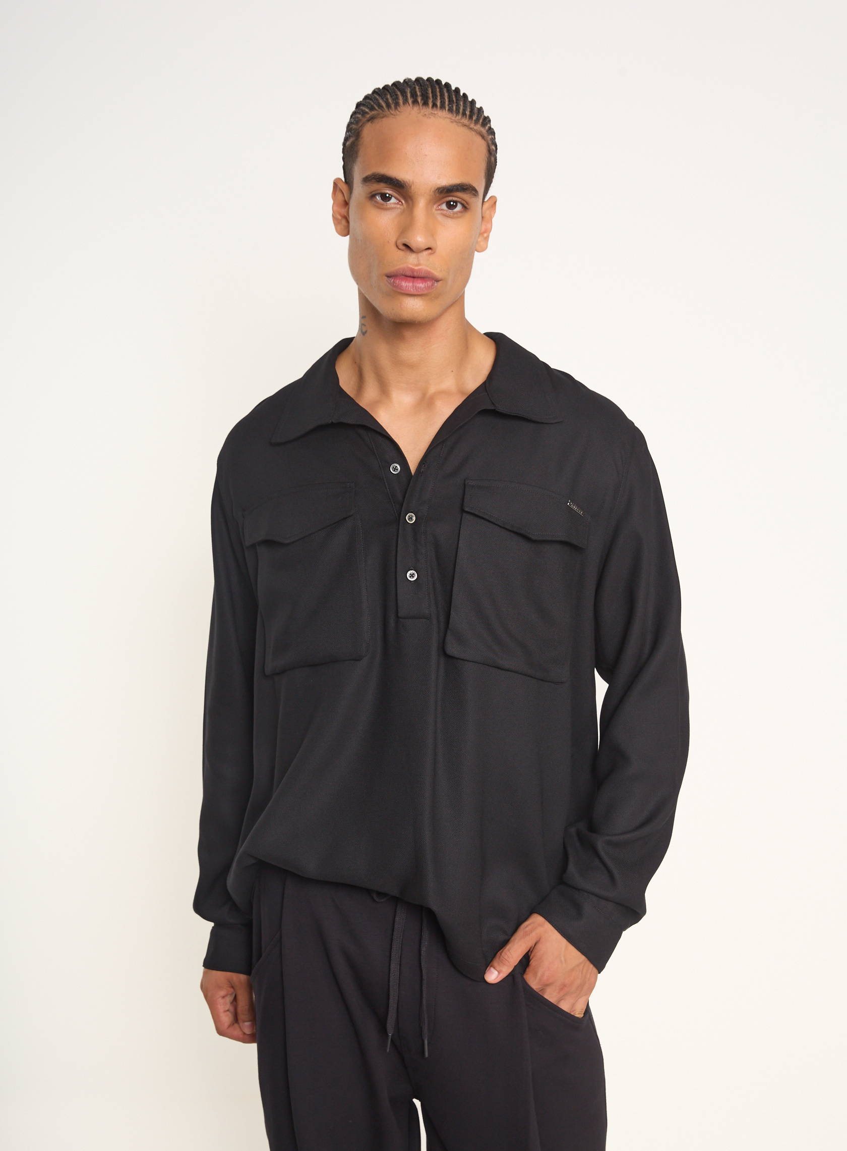 BLUSA COLCCI GG PRETO
