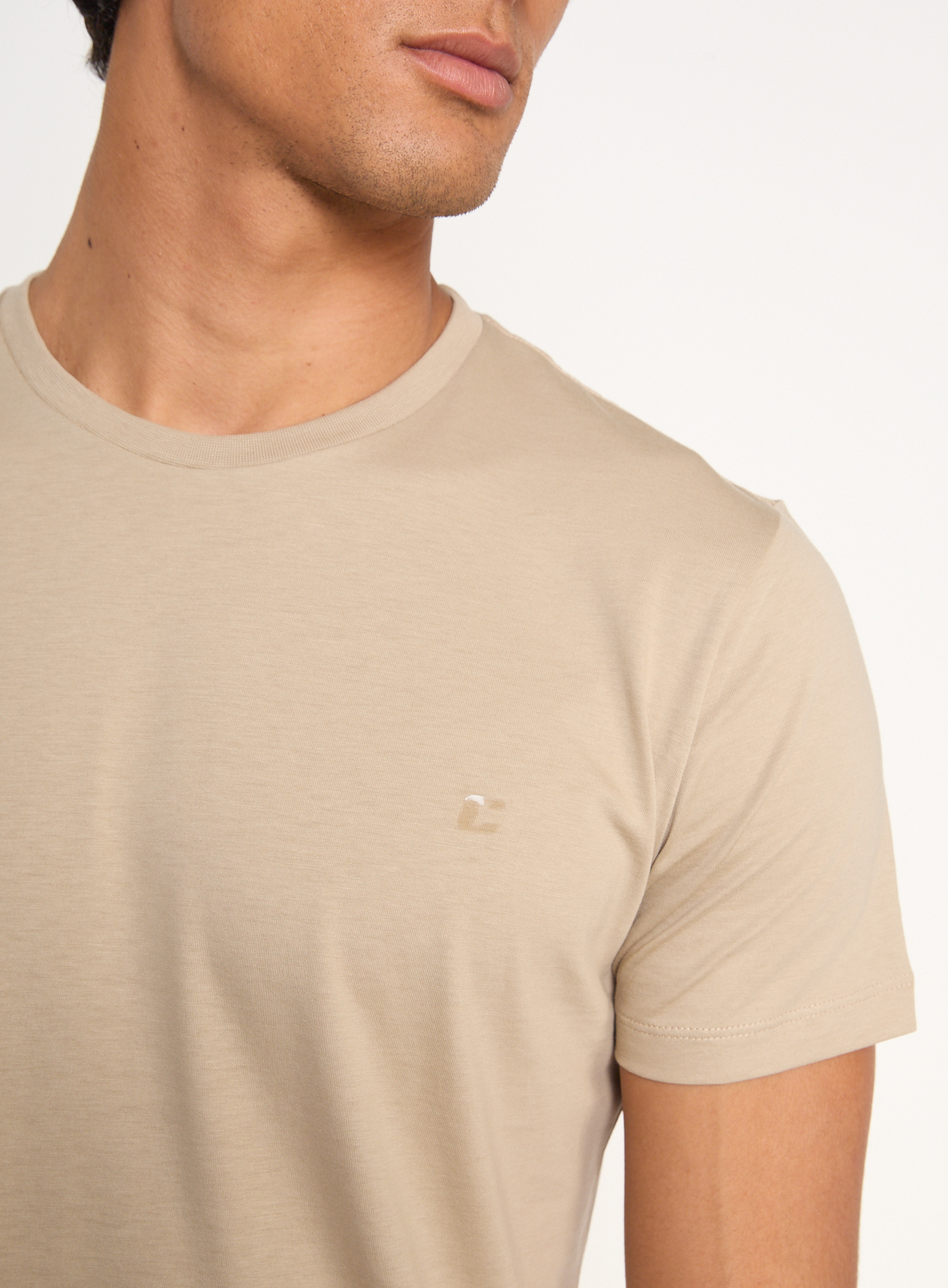 CAMISETA COLCCI G BEGE BISQUET