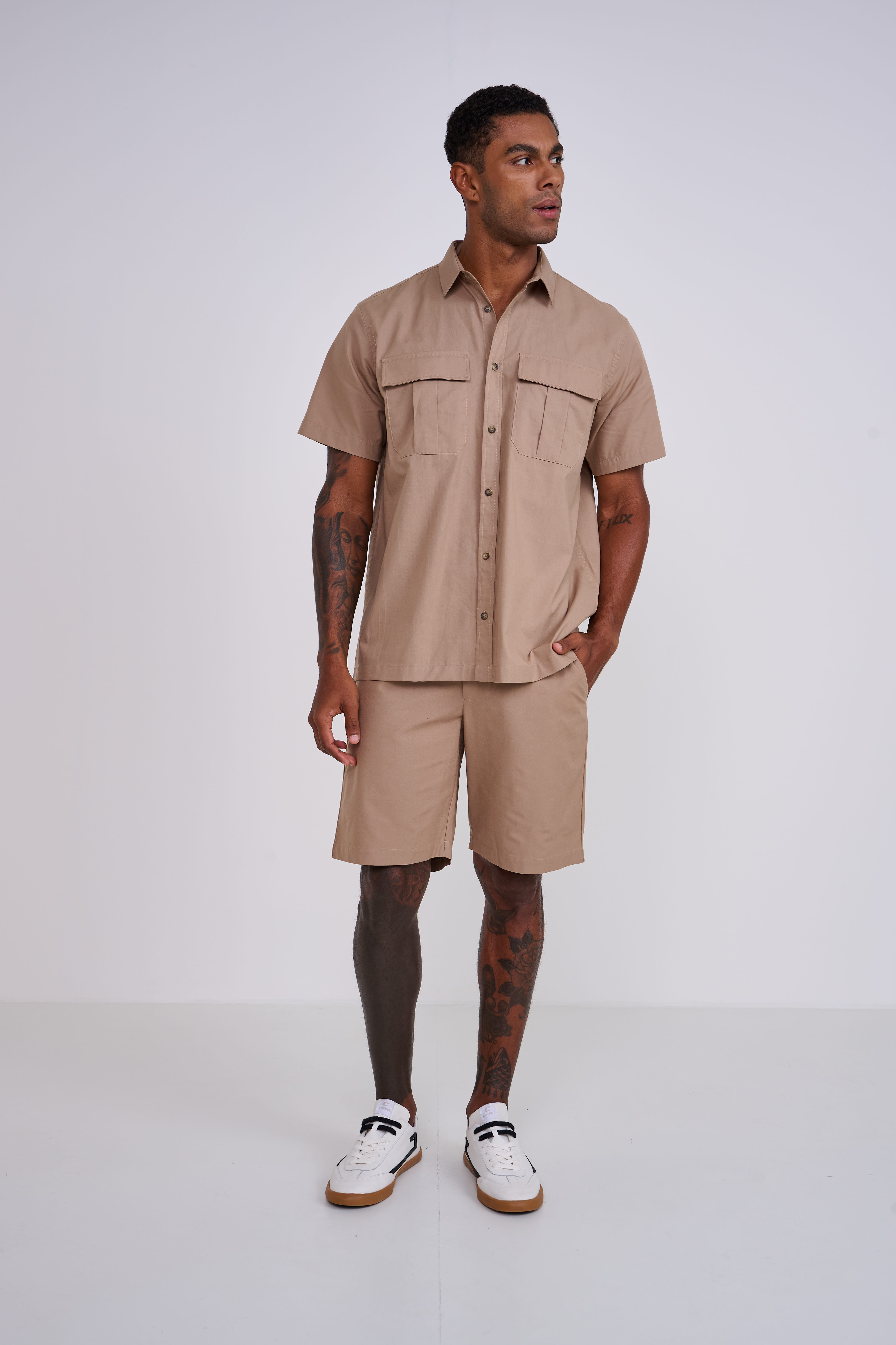 CAMISA BOX P BEGE SAND CASTLE