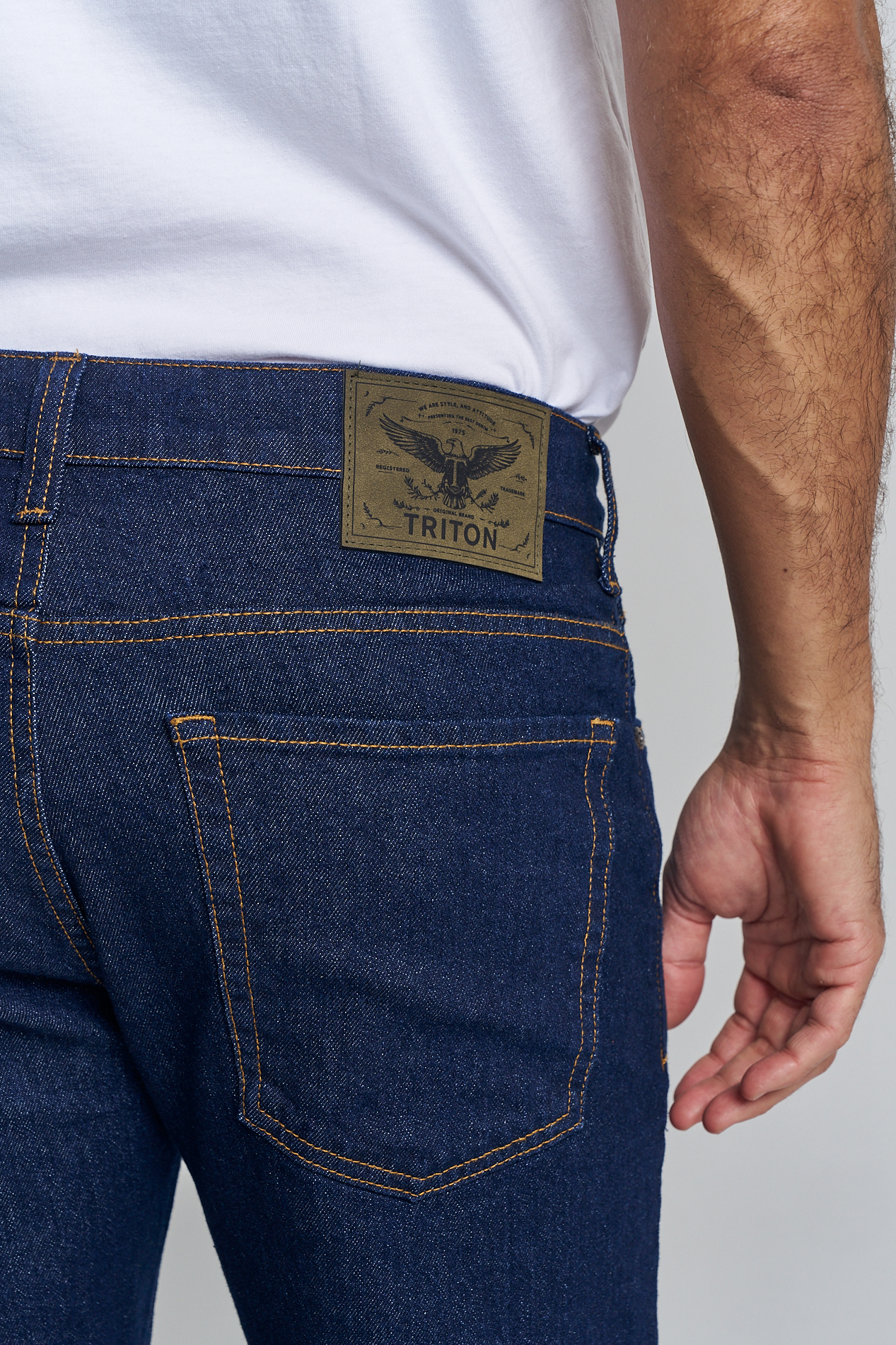CALÇA JEANS LEO RETA 46 INDIGO