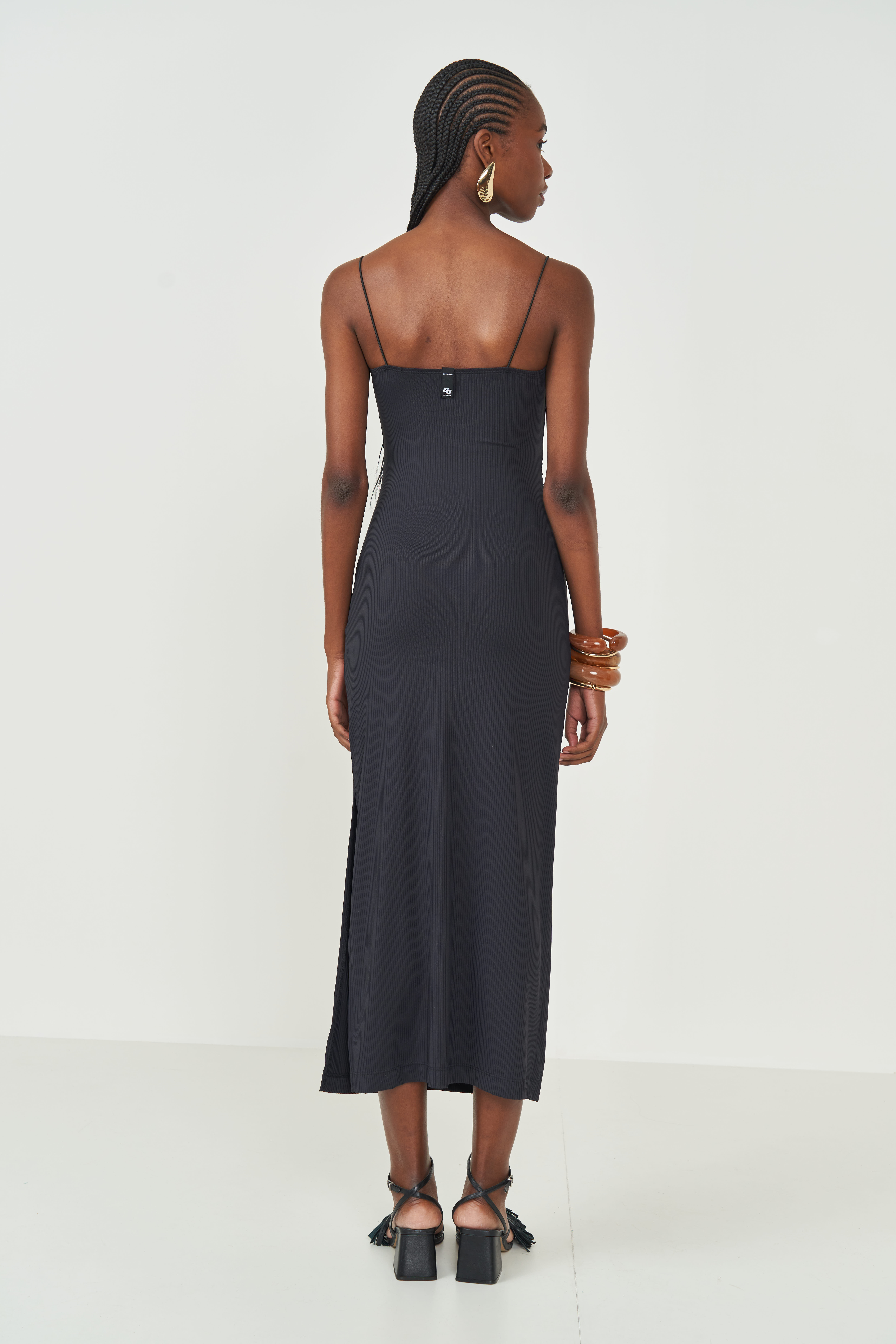 VESTIDO CANELADO M MARROM EVERMORE