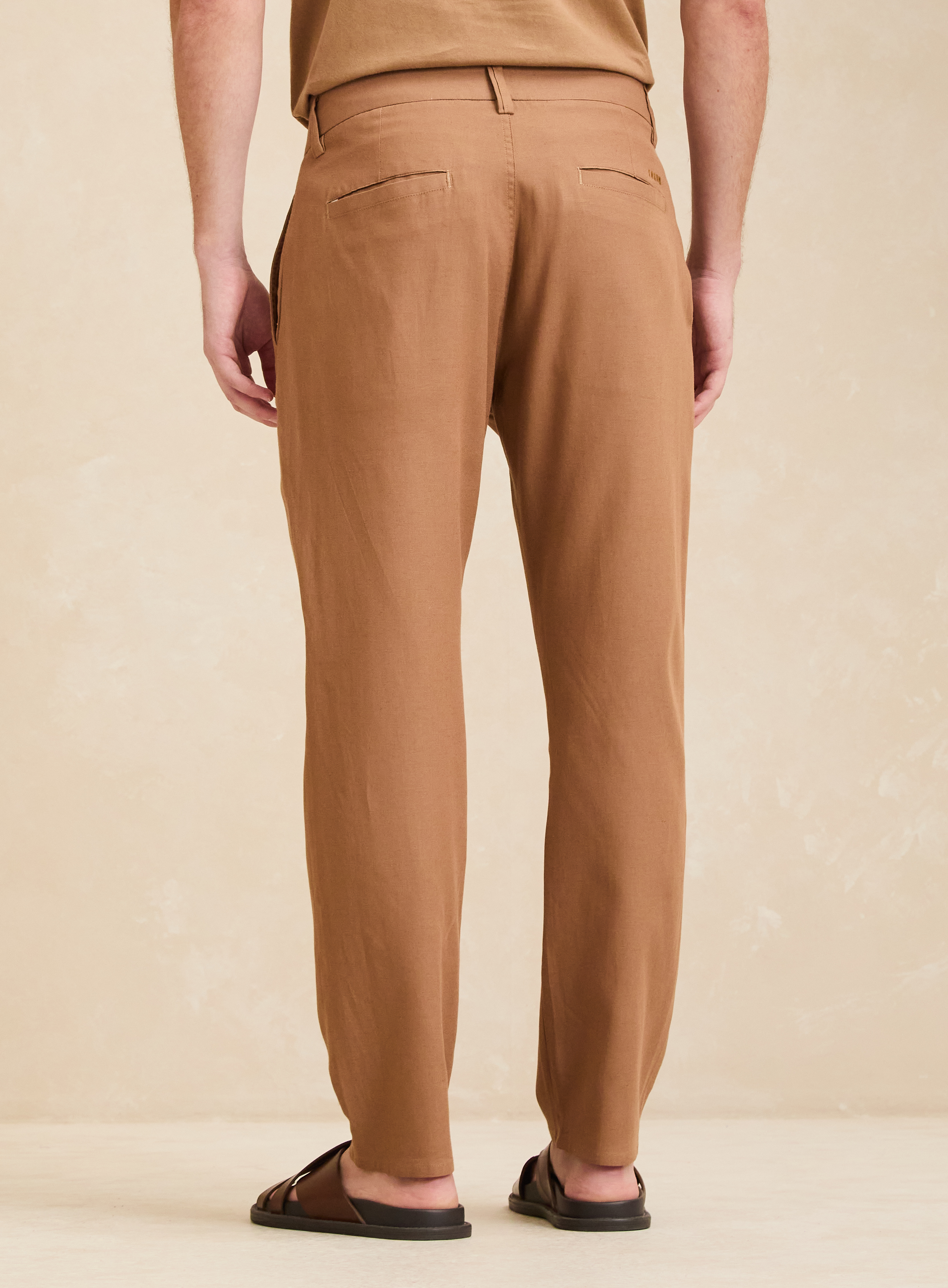 CALÇA LINHO M MARROM TIMUR