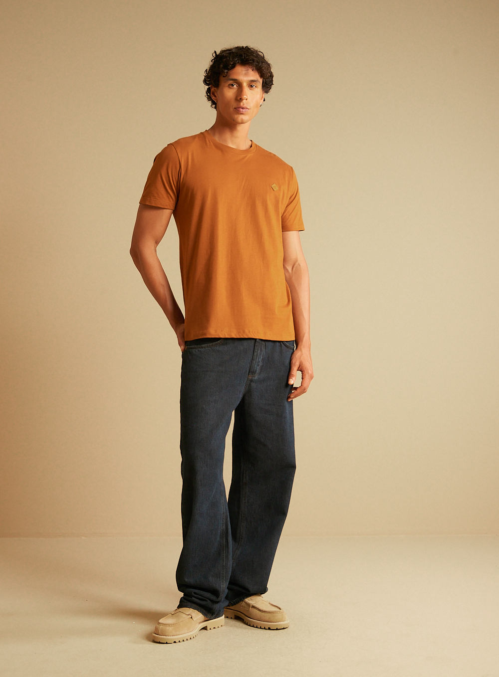 CAMISETA FORUM M MARROM DORNE