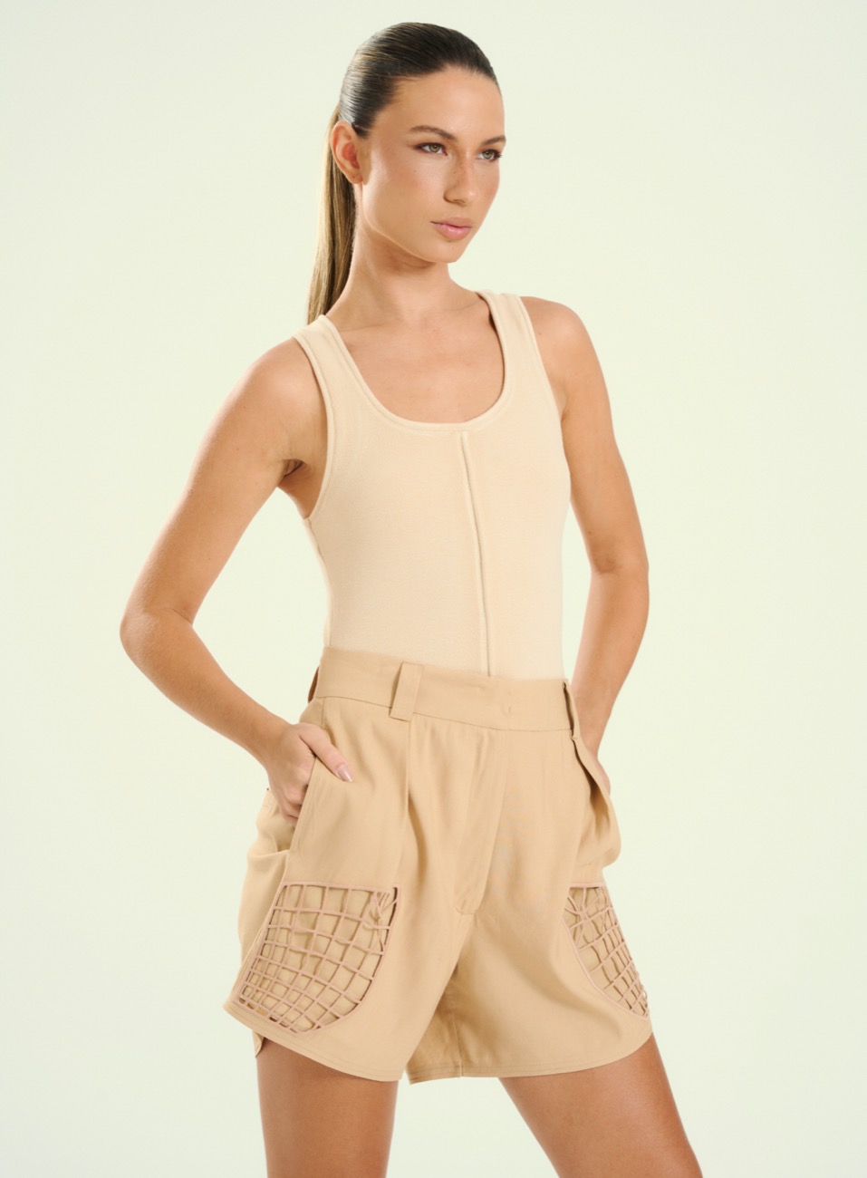 SHORT LINHO G BEGE ANDIROBA