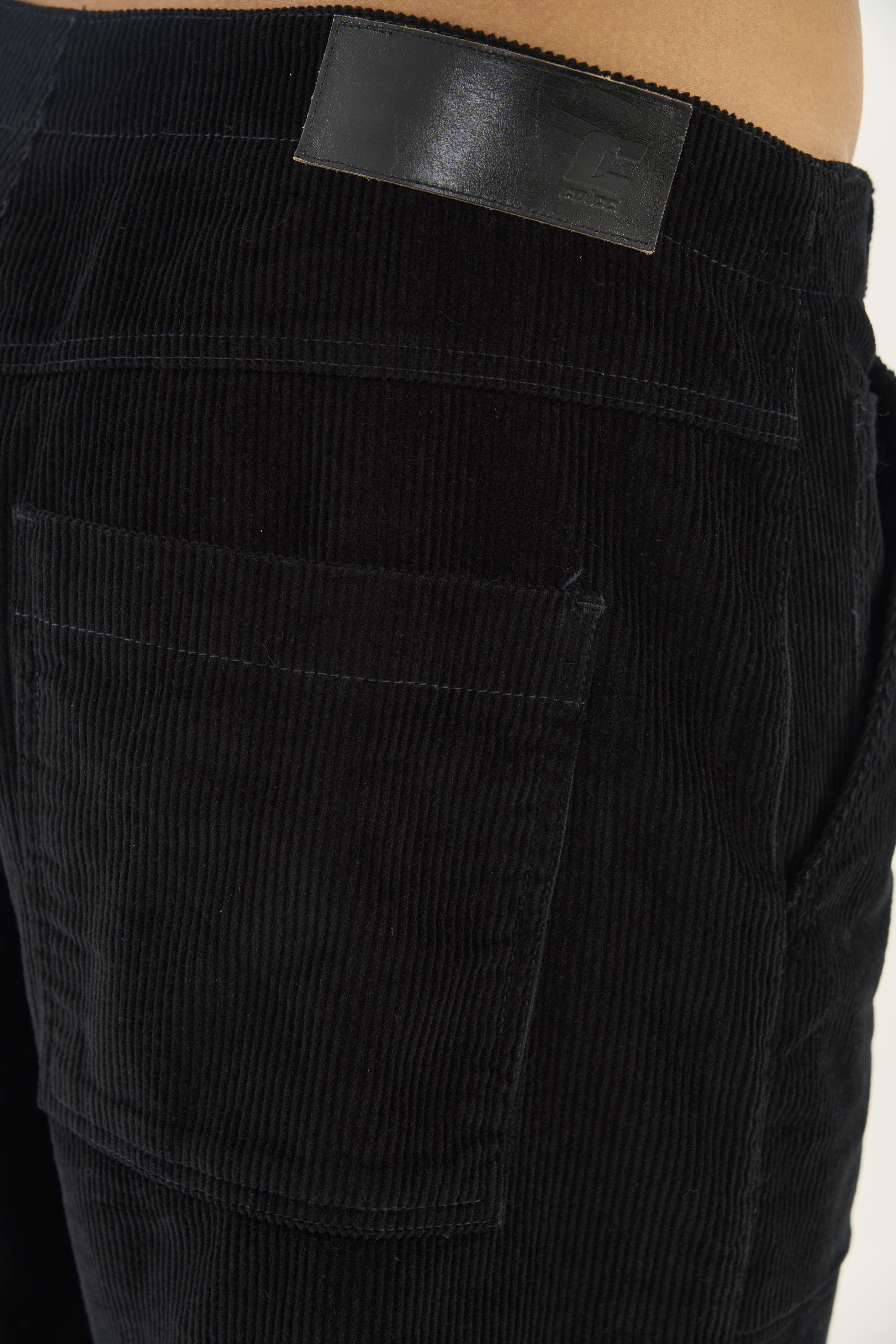 BERMUDA VELUDO 42 PRETO