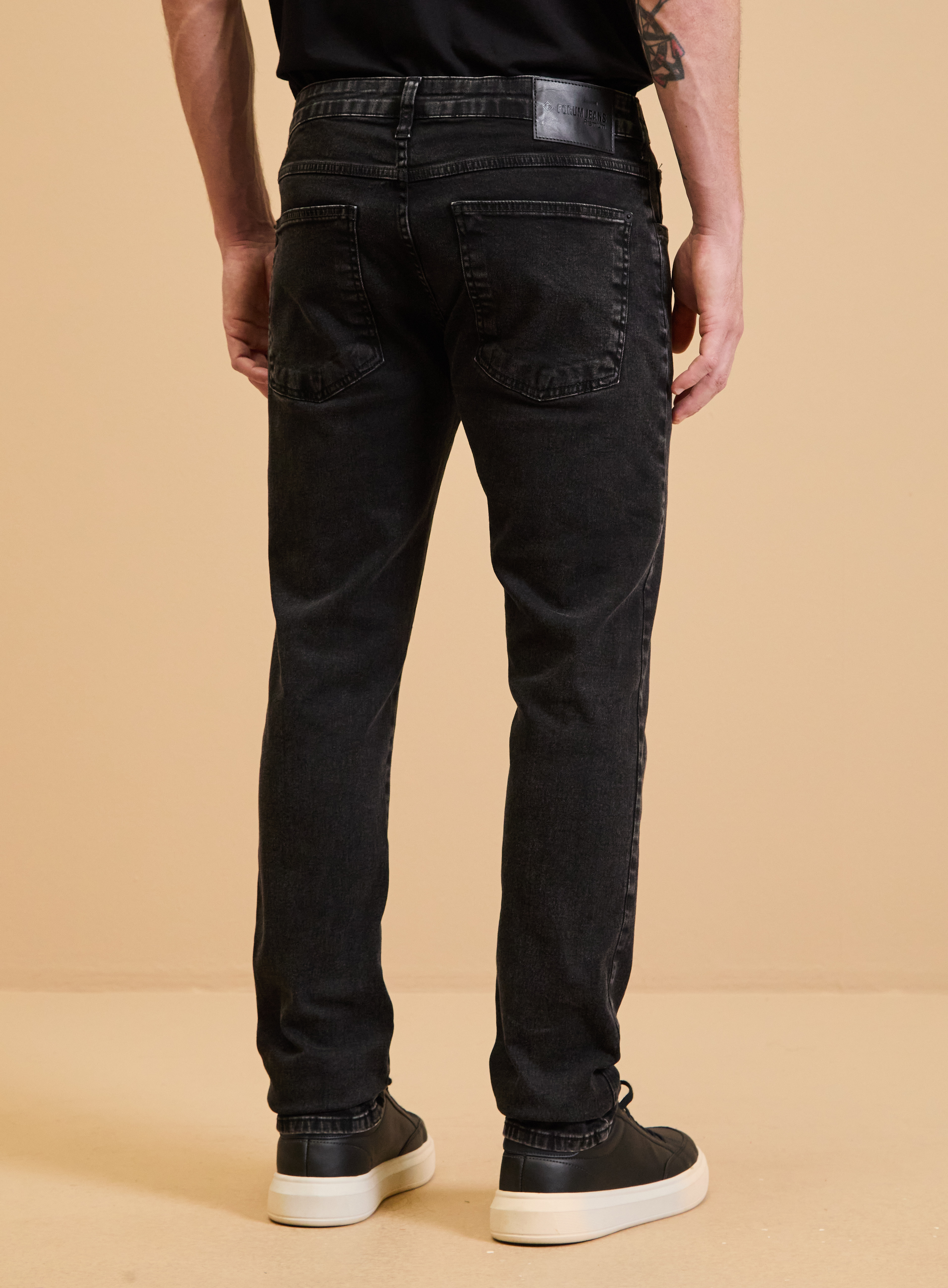 CALÇA JEANS IGOR SKINNY 42 IND.PRETO